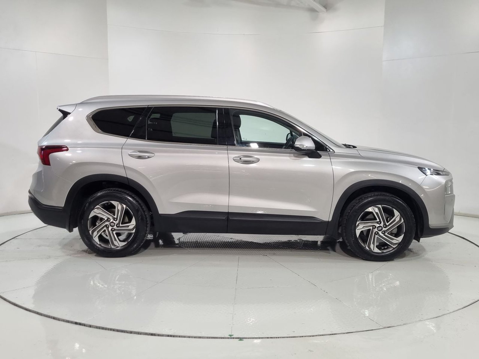 Hyundai SANTA FE TM 2.5 AUT 2022 - Imagen 13 de 20