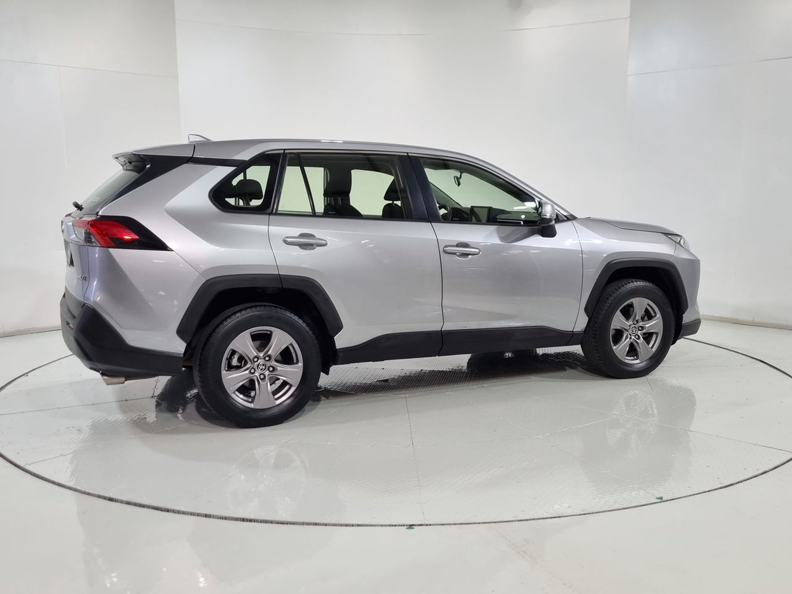 Toyota RAV4 OTTO 2.0 AUT 2023 - Imagen 12 de 20