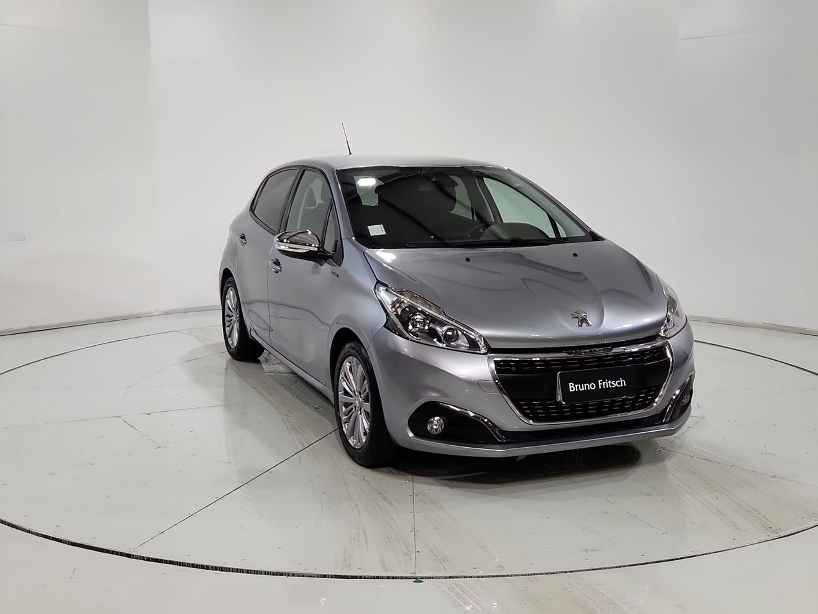 Peugeot 208 PURE TECH HB 1.2 2021 - Imagen 16 de 20