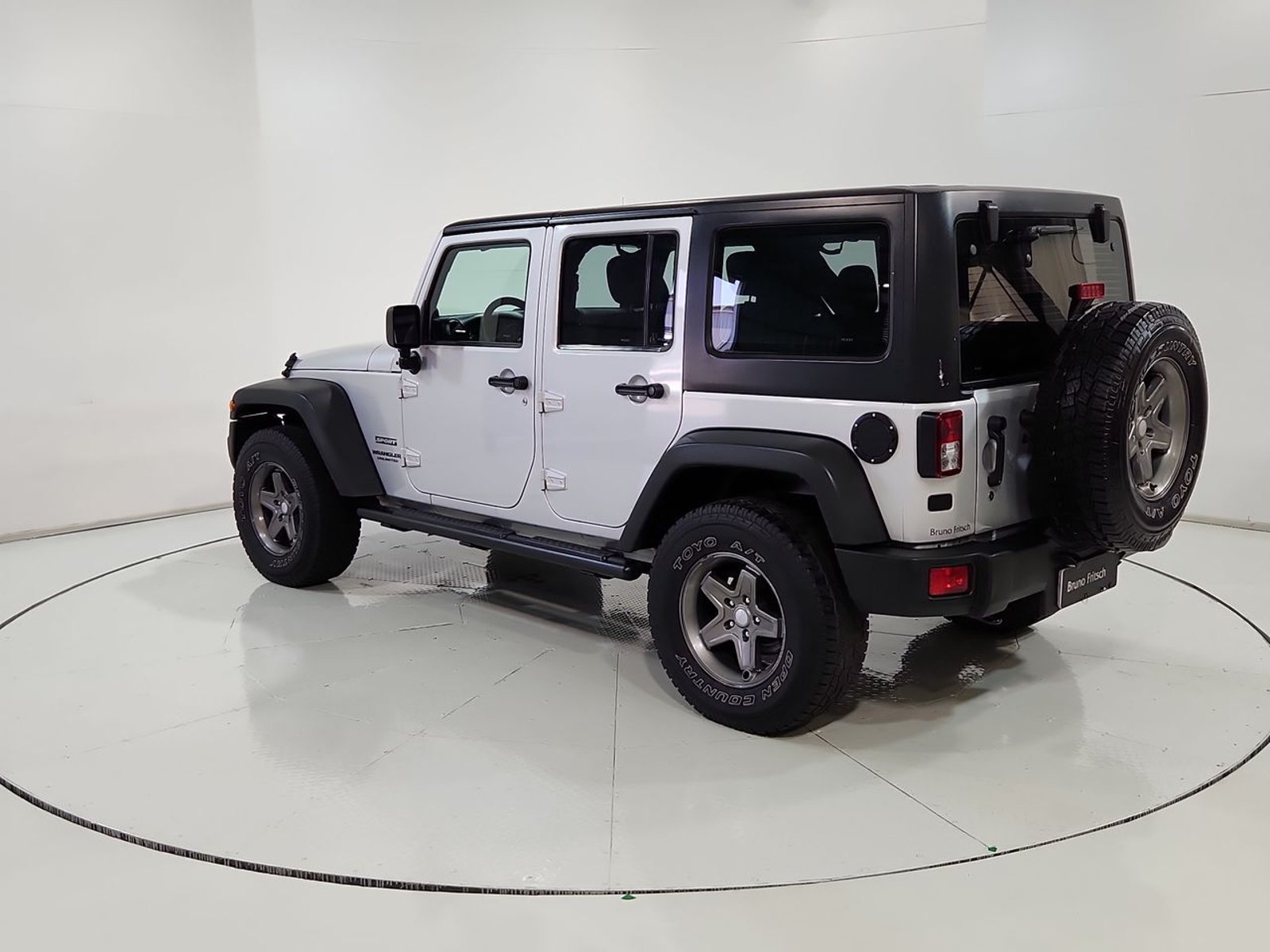 Jeep WRANGLER UNLIMITED SPORT 3.6 AUT 2013 - Imagen 7 de 20