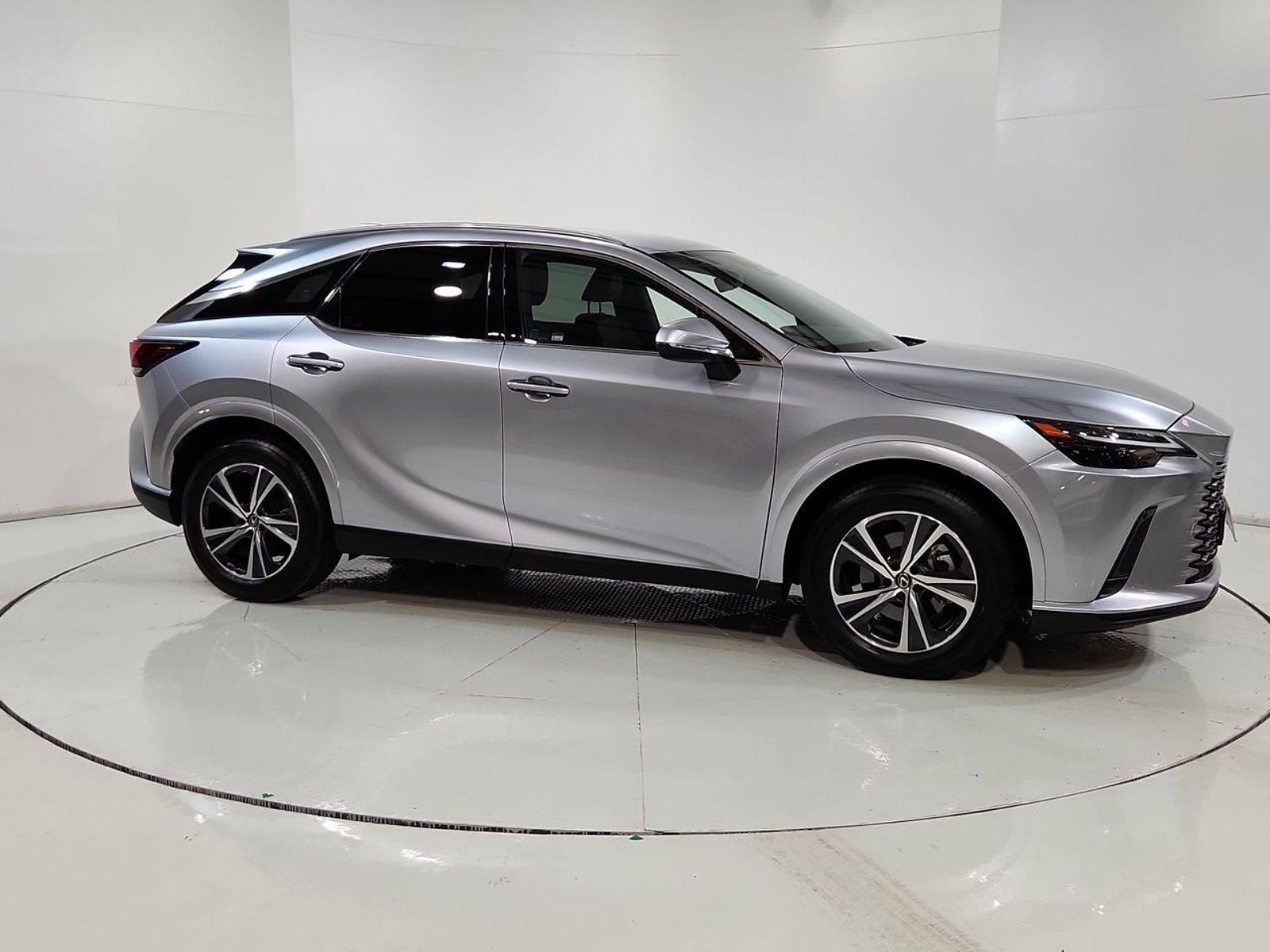 Lexus RX350 RX 350 4X4 2.4 AUT 2024 - Imagen 14 de 20