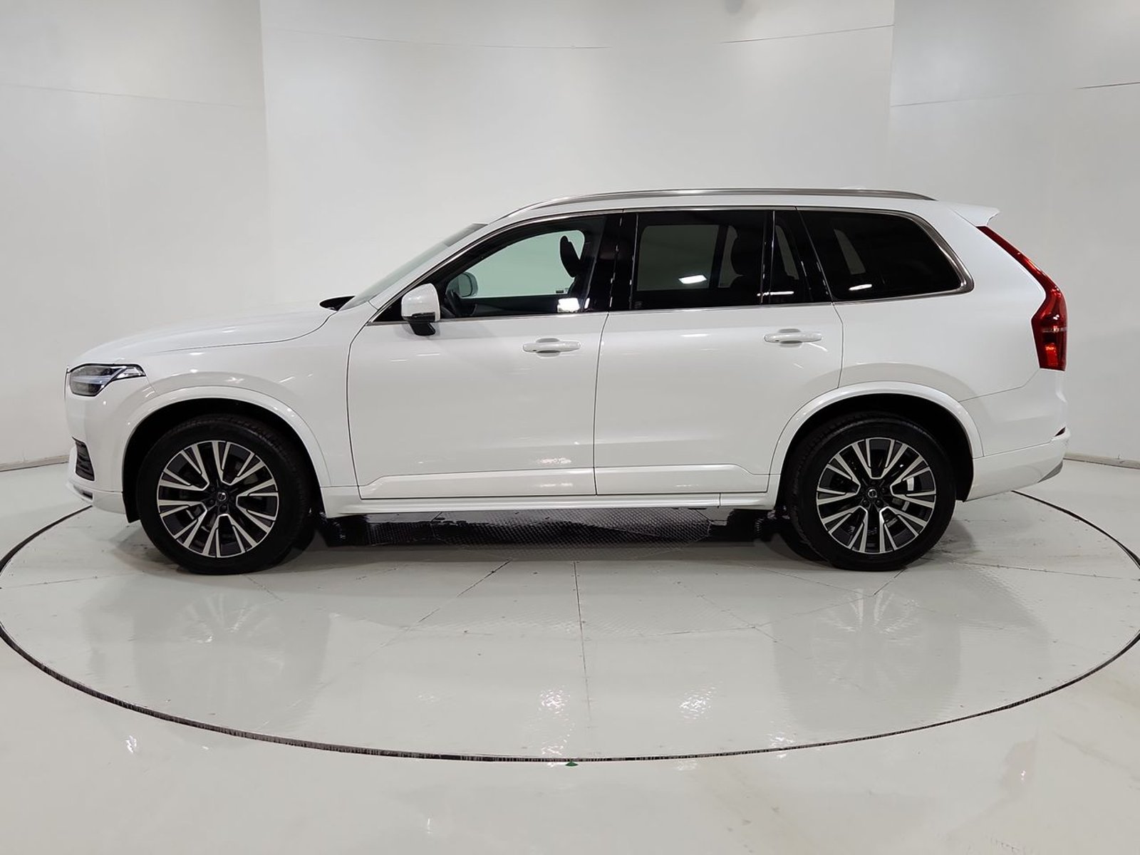 Volvo XC90 II B6 4X4 2.0 AUT 2022 - Imagen 5 de 20