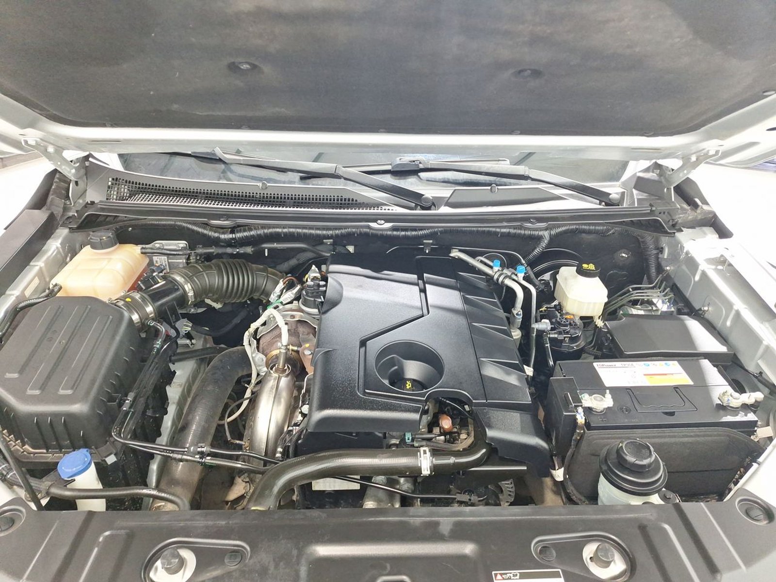 Peugeot LANDTREK BLUEHDI 4X4 2.2 AUT 2024 - Imagen 15 de 20