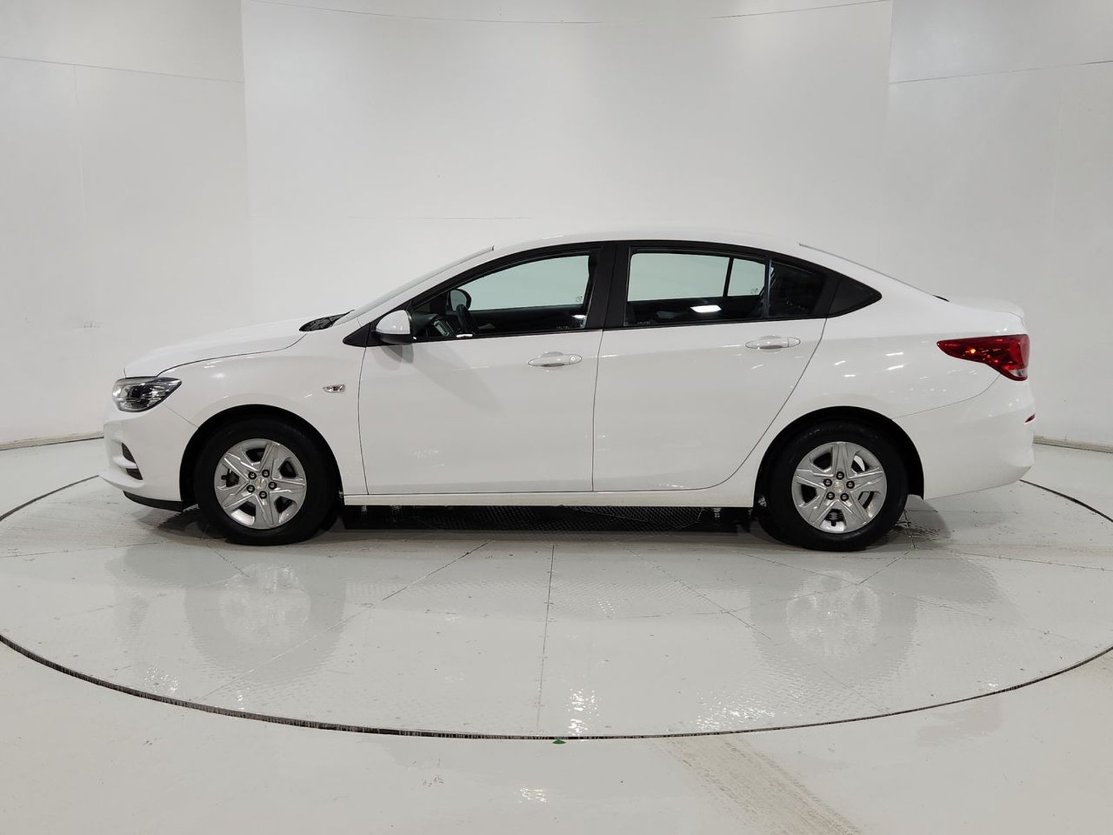 Chevrolet CAVALIER 1.5 2018 - Imagen 5 de 20