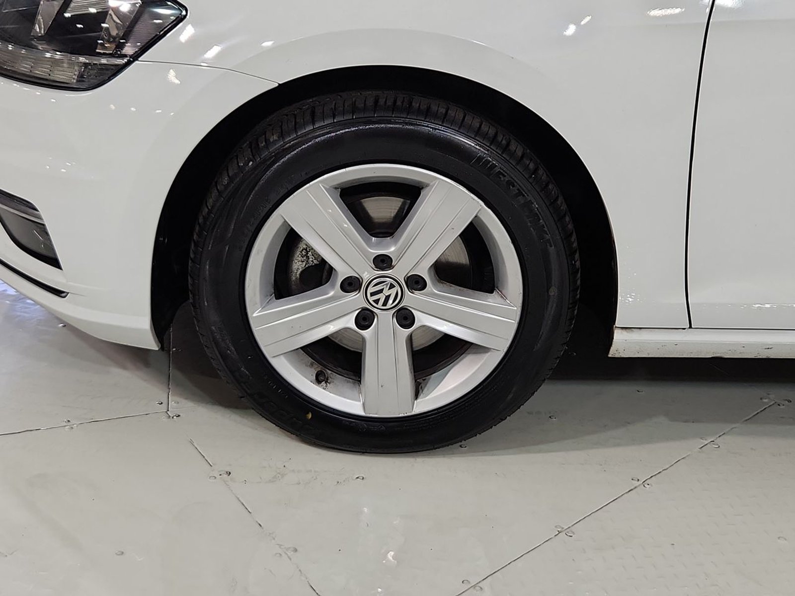 Volkswagen GOLF 1.6 AUT 2018 - Imagen 18 de 20