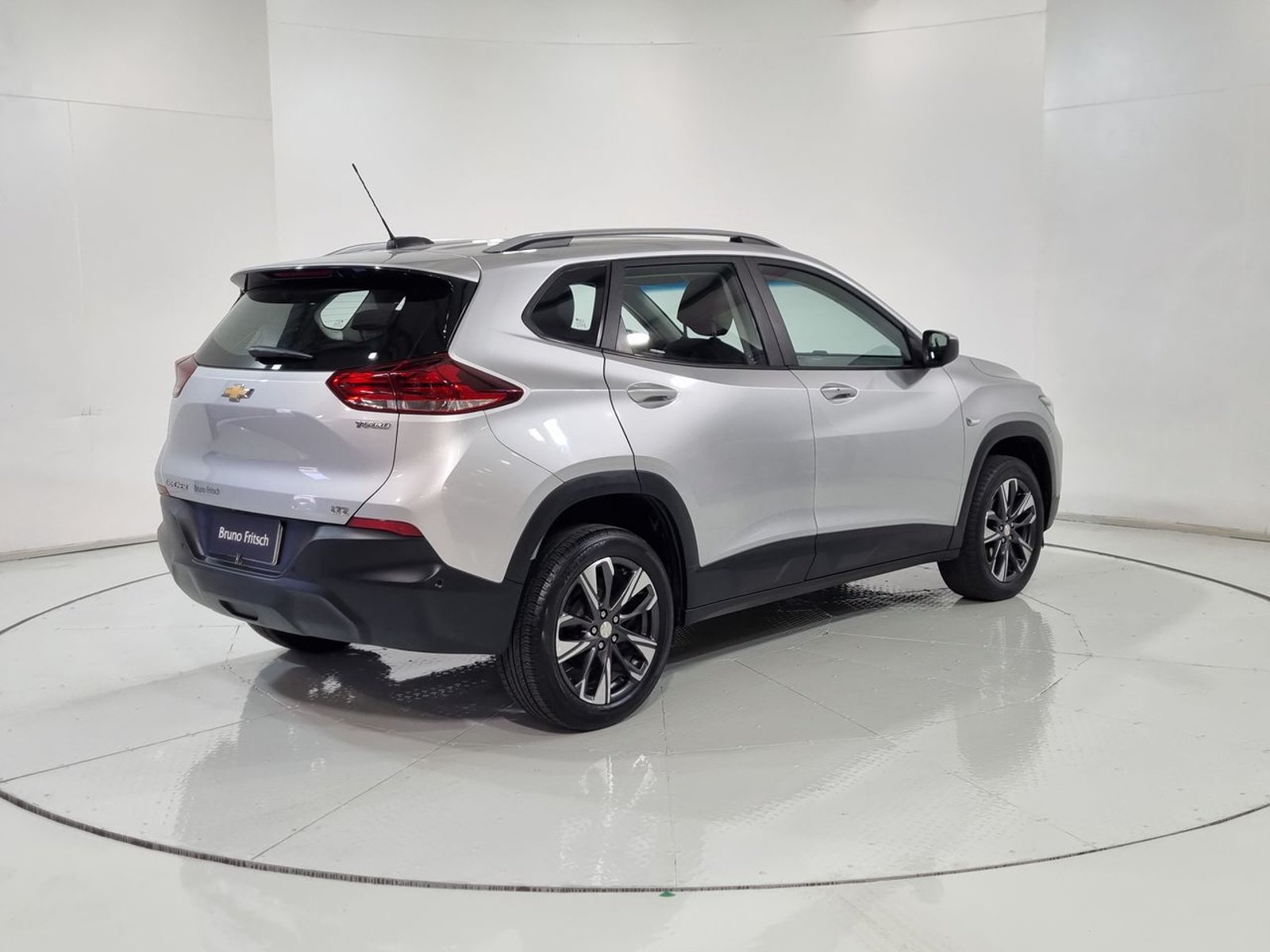 Chevrolet TRACKER 1.2T AUT 2021 - Imagen 11 de 20
