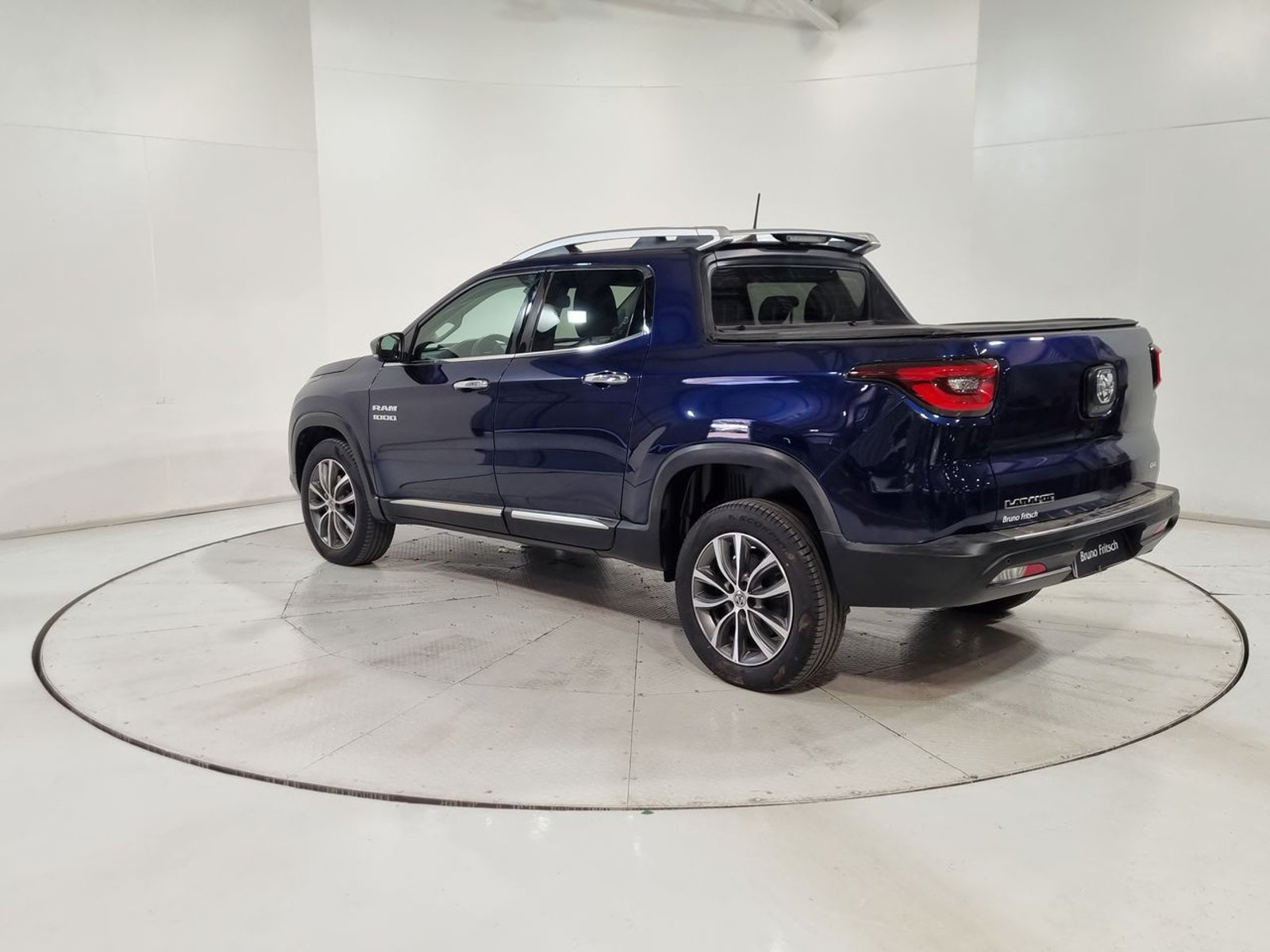 Ram 1000 LARAMIE 4X4 4P 2.0 AUT 2021 - Imagen 7 de 20