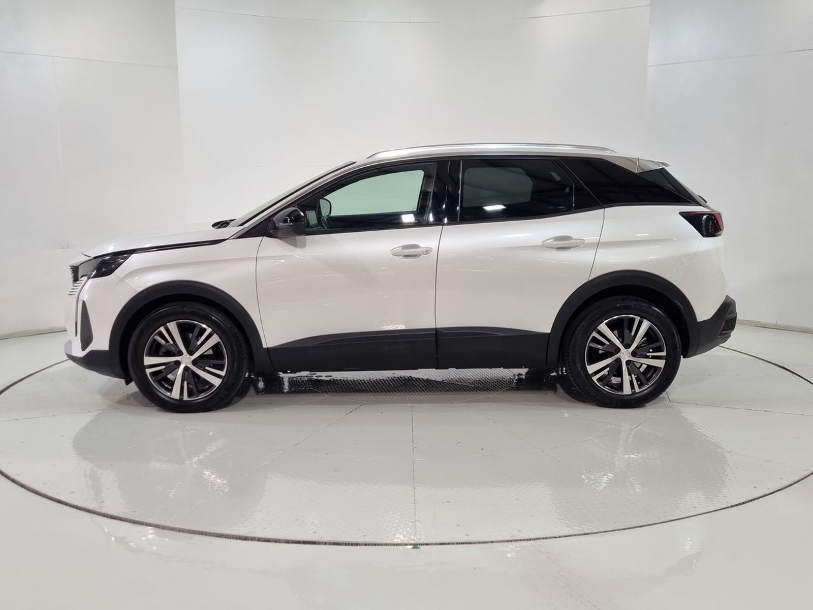 Peugeot 3008 PURETECH 1.2L 2024 - Imagen 5 de 20