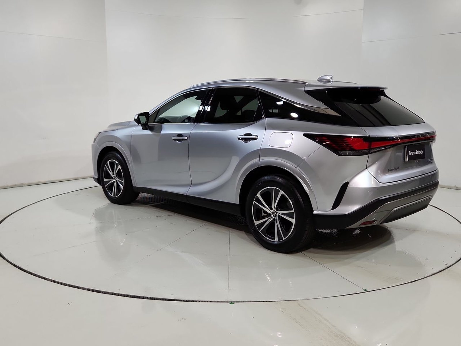 Lexus RX350 RX 350 4X4 2.4 AUT 2024 - Imagen 7 de 20