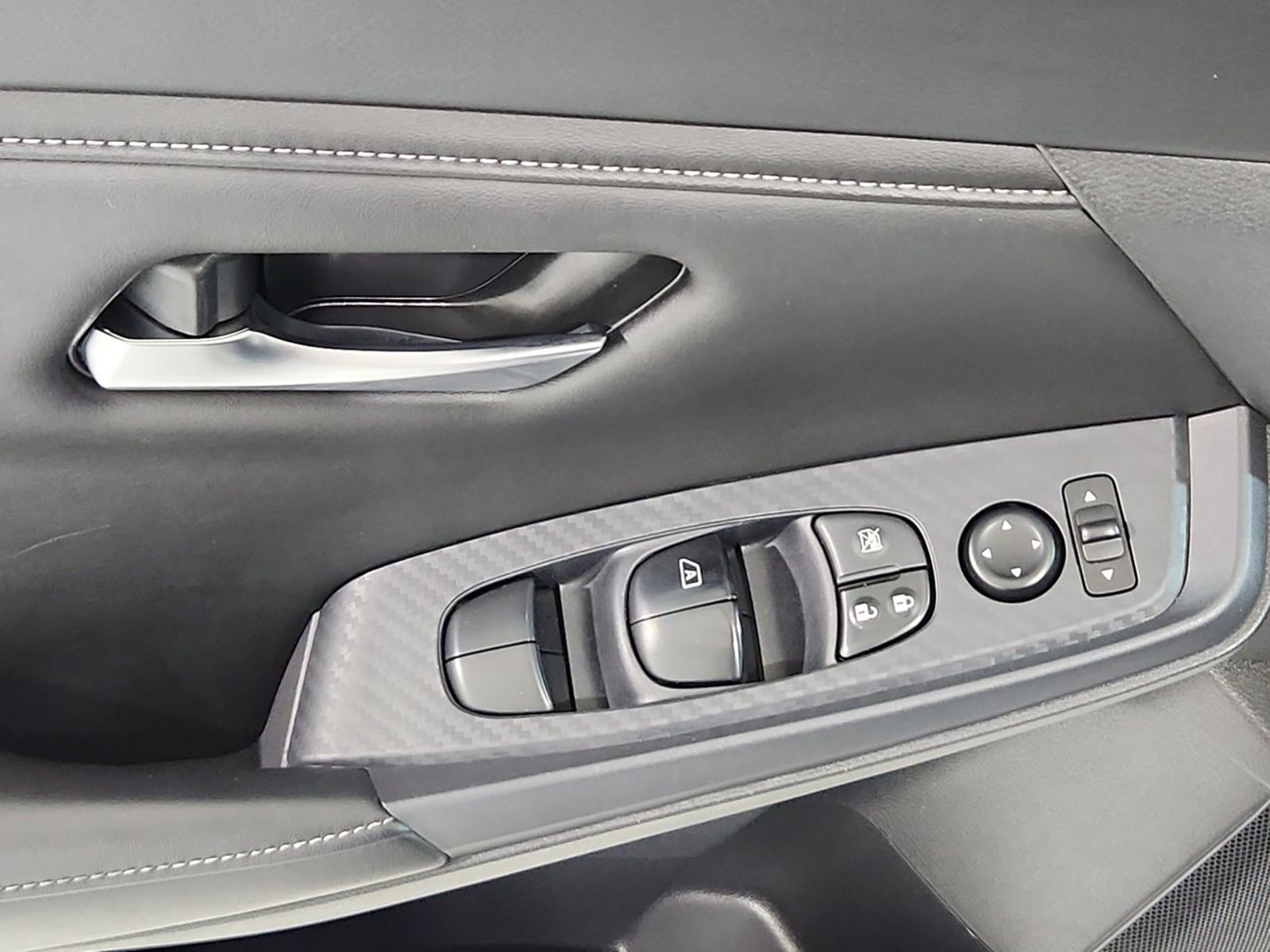 Nissan SENTRA 4X2 2.0 AUT 2024 - Imagen 20 de 20