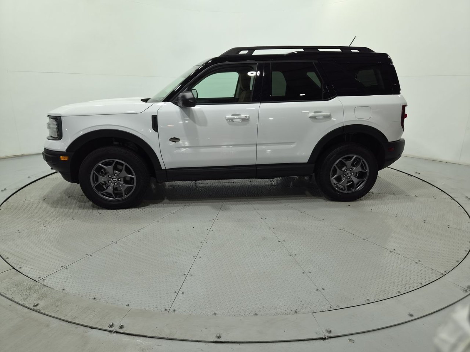 Ford BRONCO SPORT WILDTRAK 4X4 2.0 AUT 2025 - Imagen 4 de 20