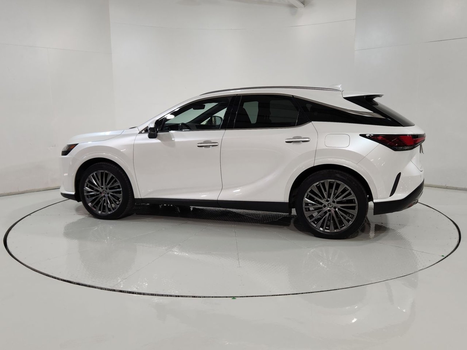 Lexus RX350H RX  350 4X4 2.5 AUT 2024 - Imagen 6 de 20
