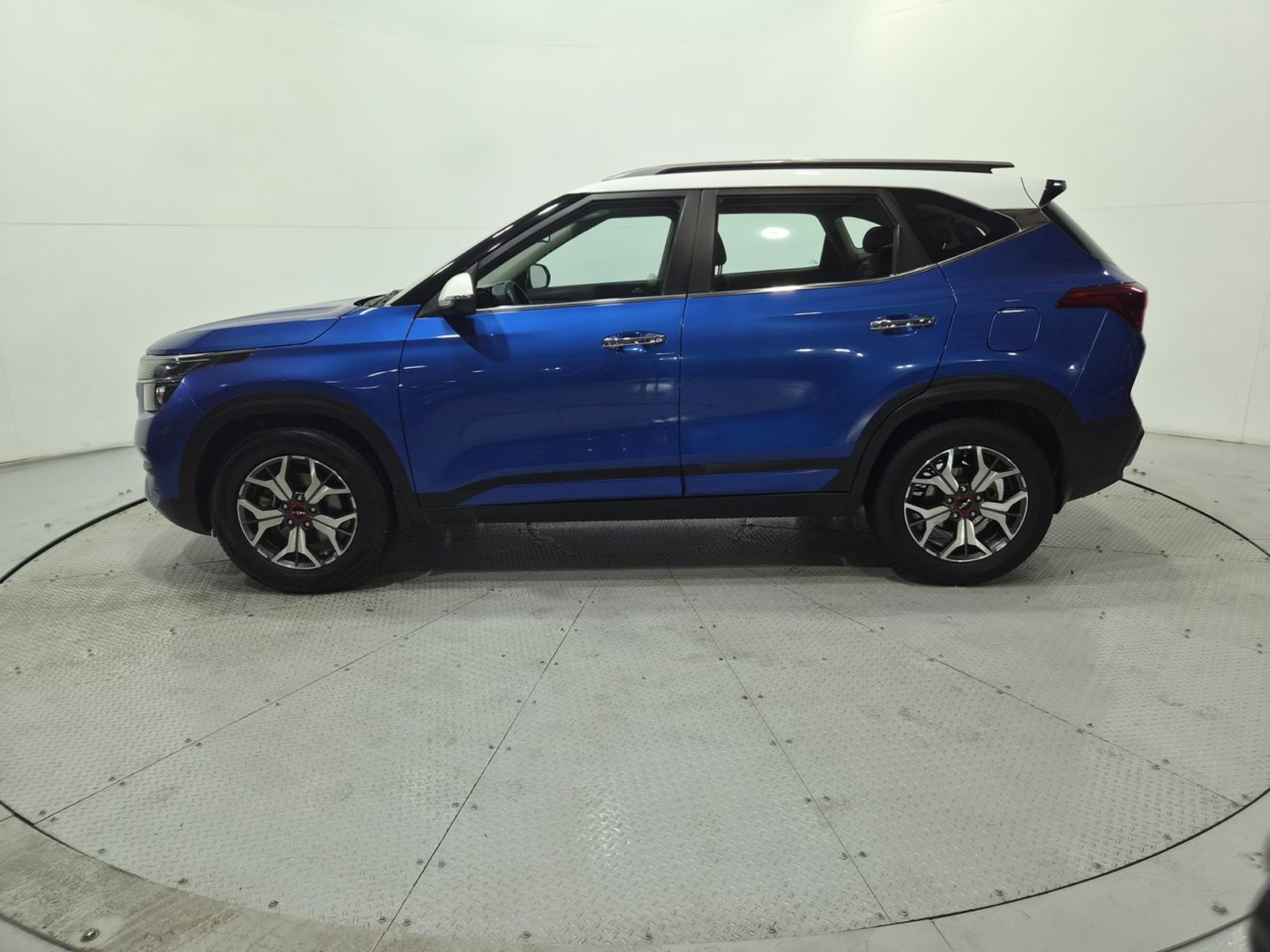 Kia SELTOS MPI 6MT 1.6 2022 - Imagen 4 de 20