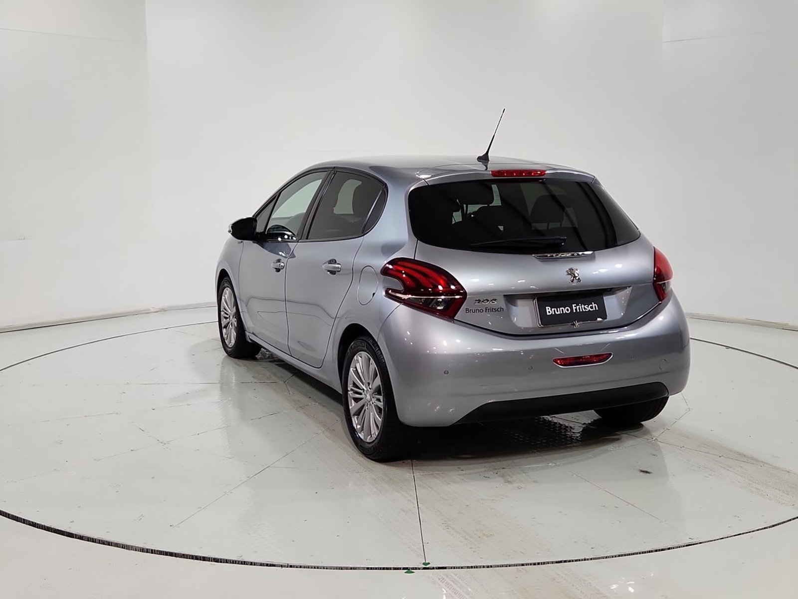 Peugeot 208 PURE TECH HB 1.2 2021 - Imagen 8 de 20