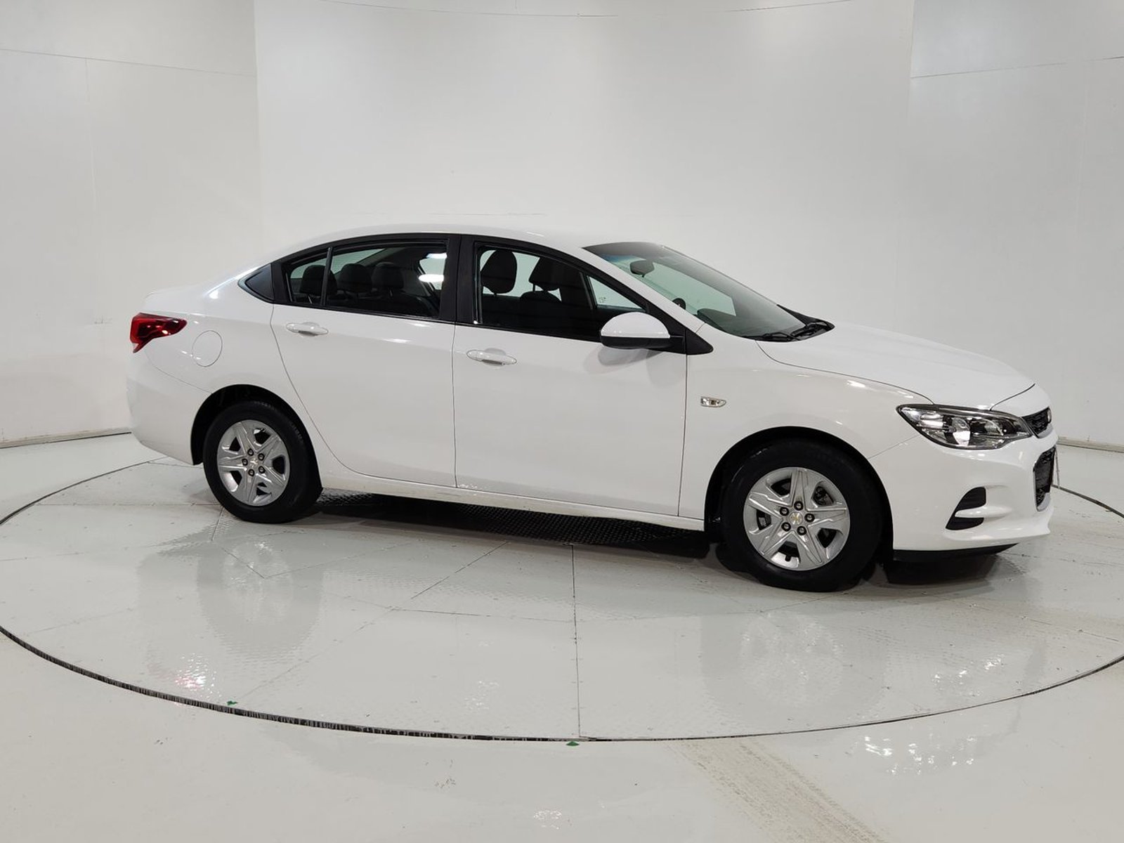 Chevrolet CAVALIER 1.5 2018 - Imagen 14 de 20