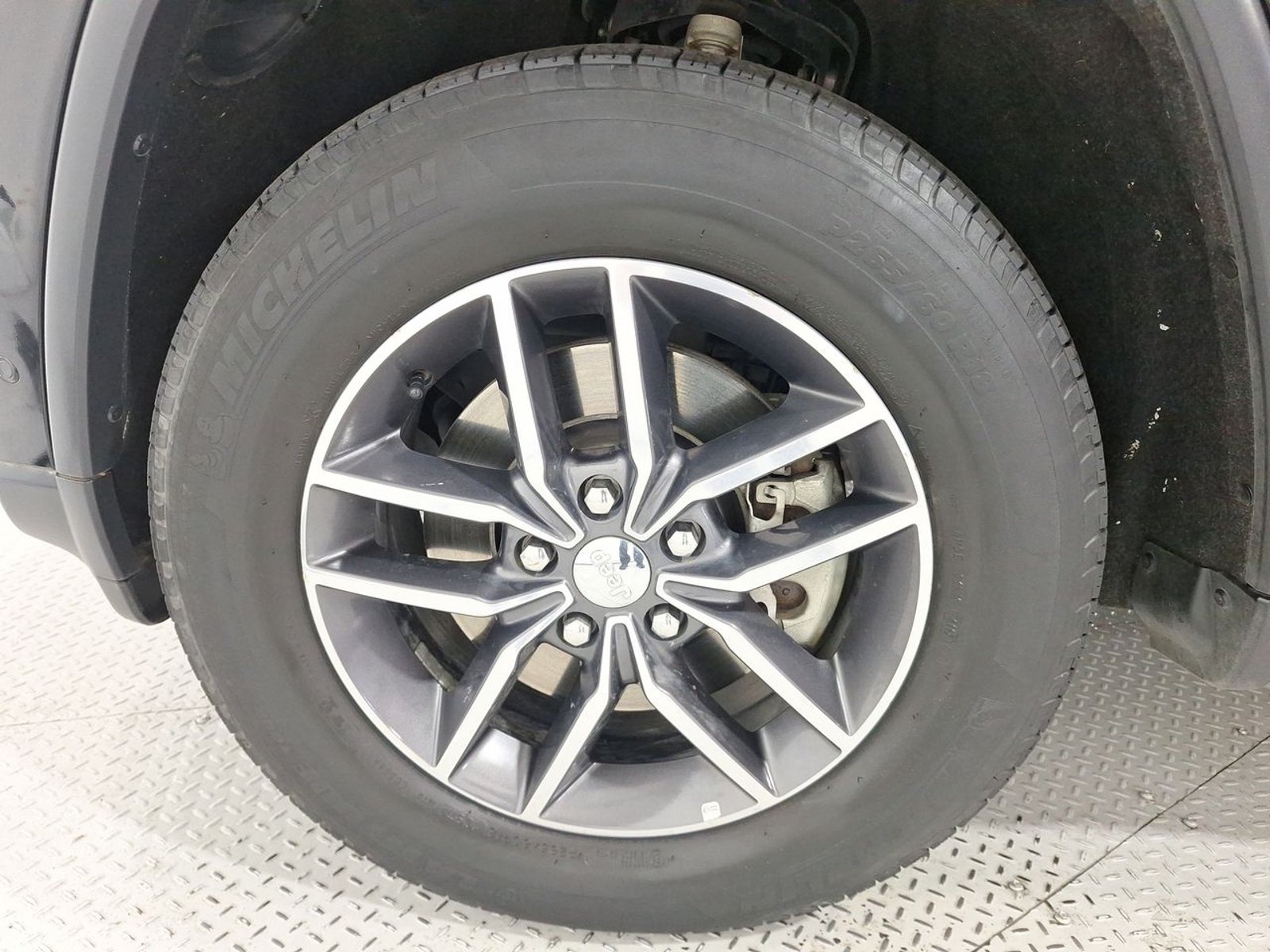 Jeep GRAND CHEROKEE LAREDO 4X4 3.6 AUT 2019 - Imagen 14 de 20