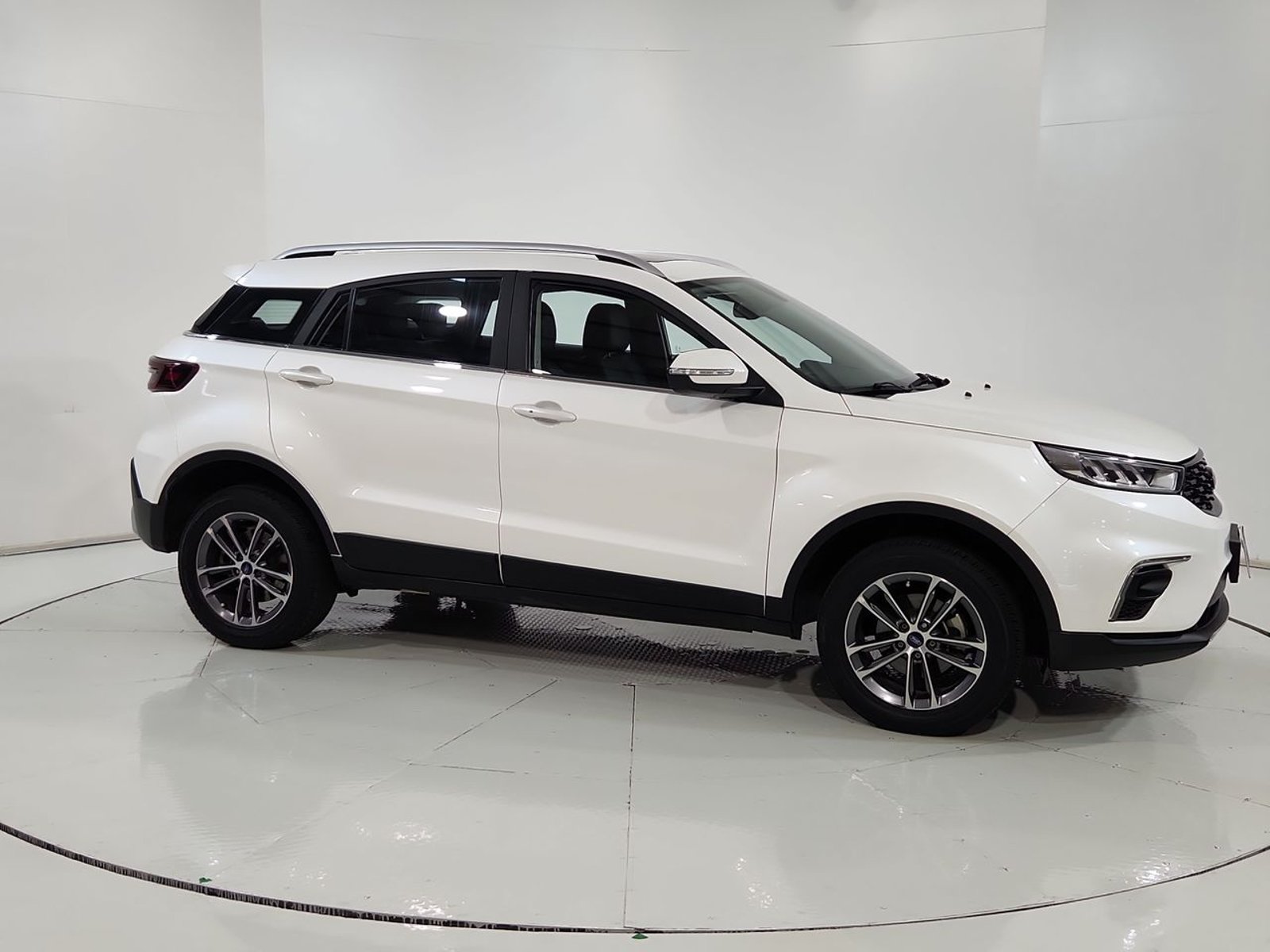 Ford TERRITORY 1.5 AUT 2023 - Imagen 14 de 20