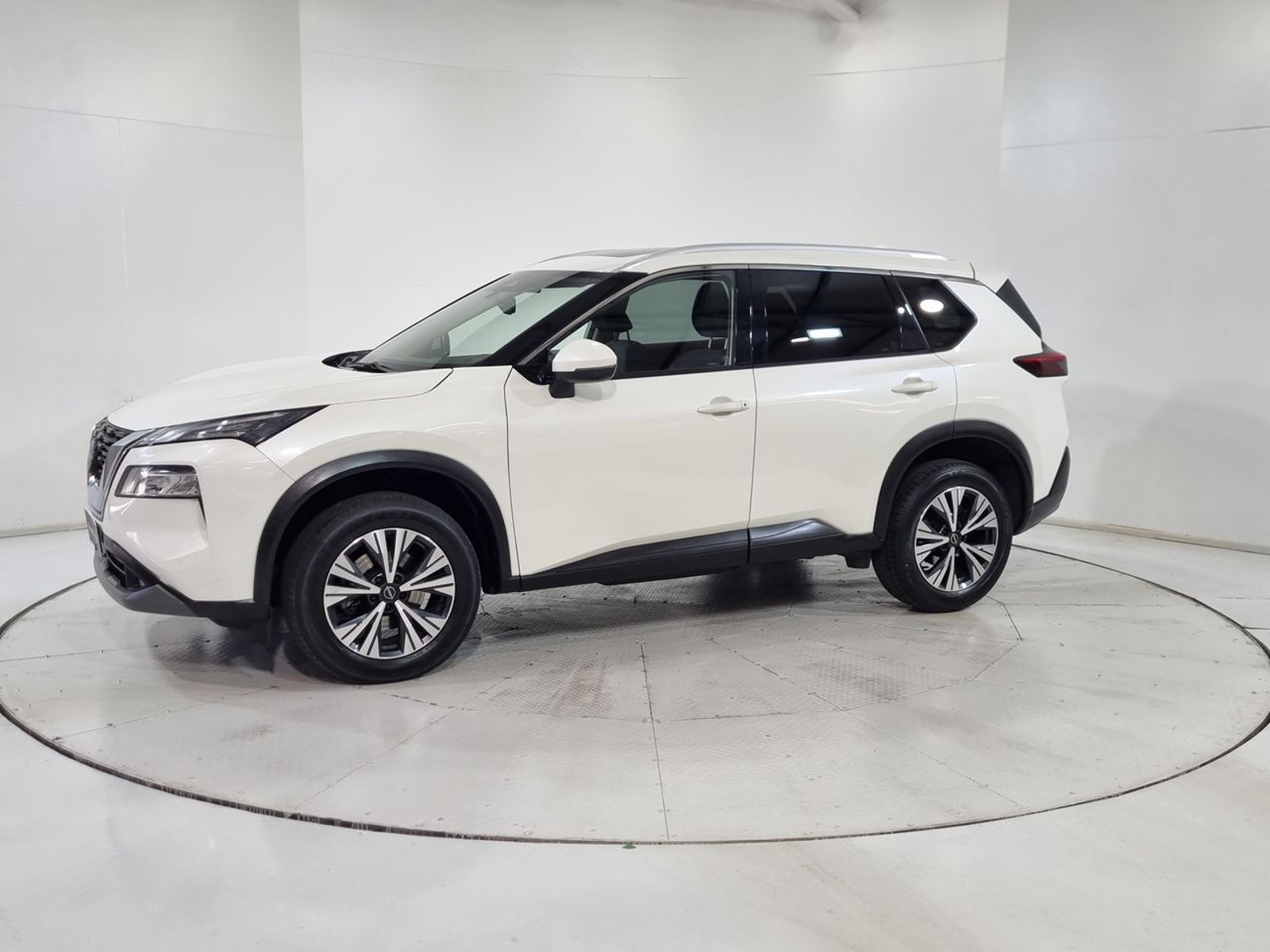 Nissan X-TRAIL X TRAIL 4X2 7P CVT 2.5 2023 - Imagen 4 de 20