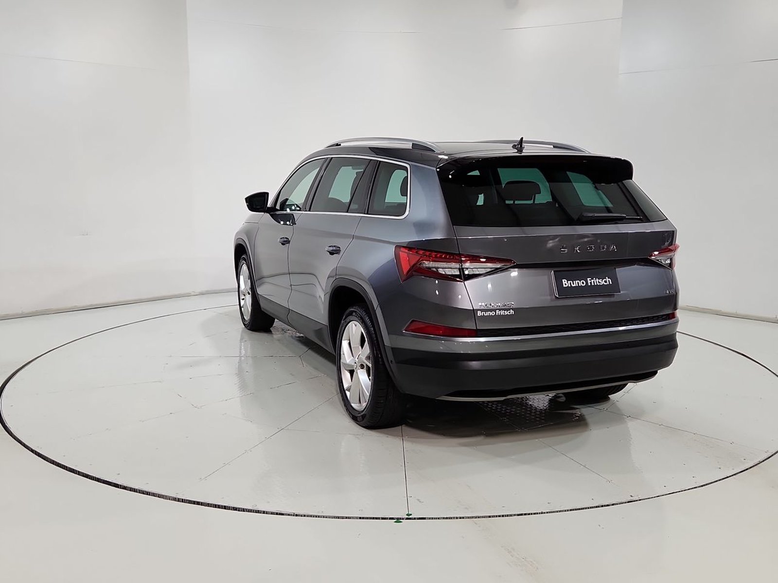 Skoda KODIAQ 4X4 2.0 AUT 2022 - Imagen 8 de 20