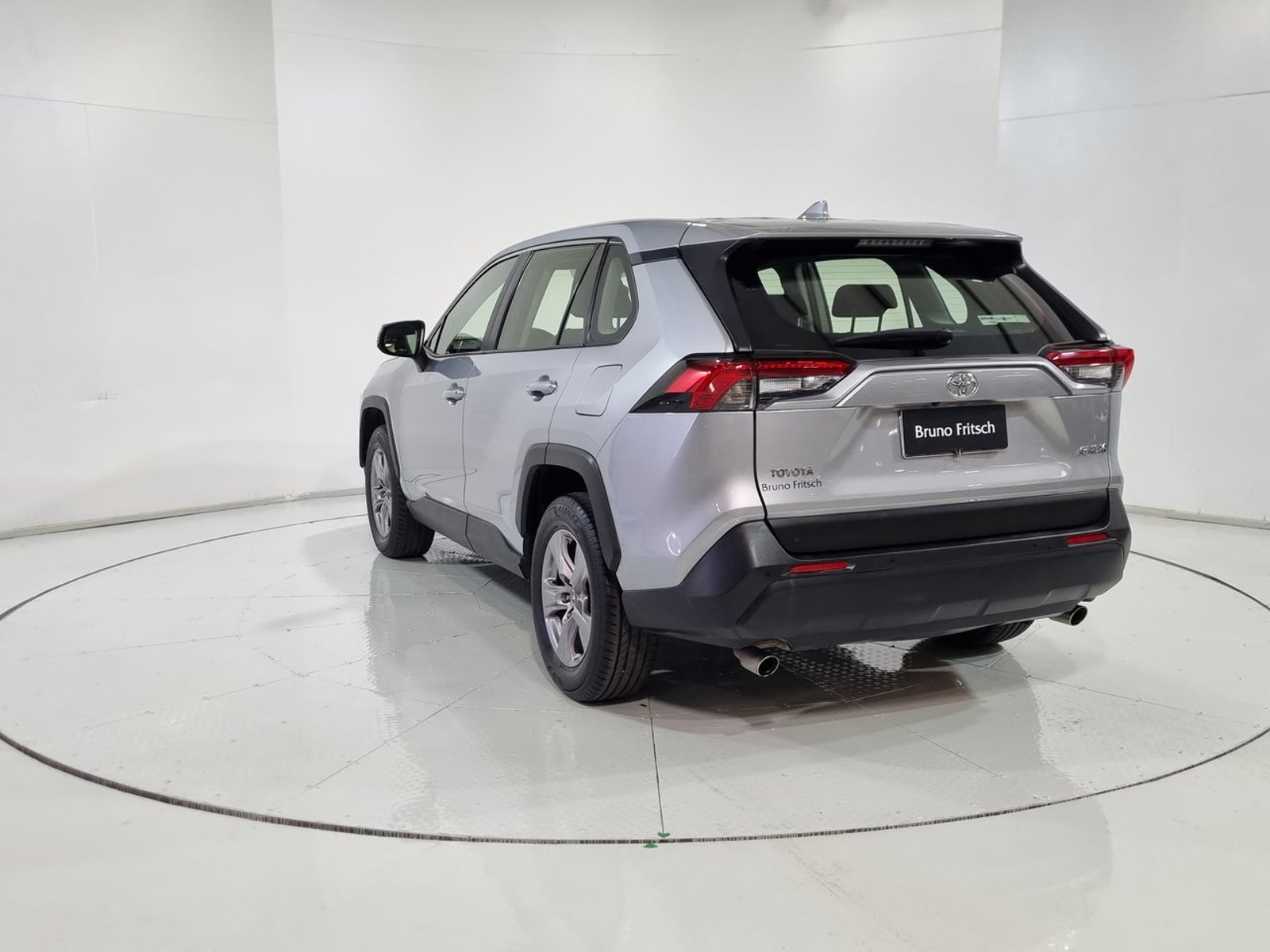 Toyota RAV4 OTTO 2.0 AUT 2023 - Imagen 8 de 20