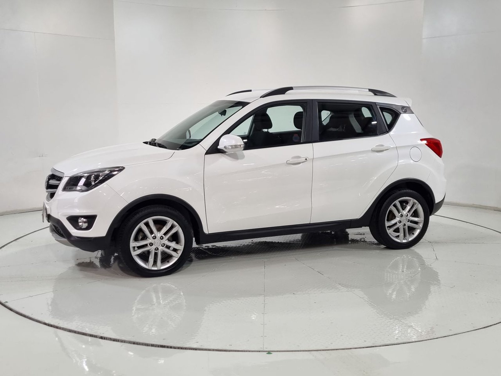 Changan CS35 NEW CS35 1.6 2019 - Imagen 4 de 20