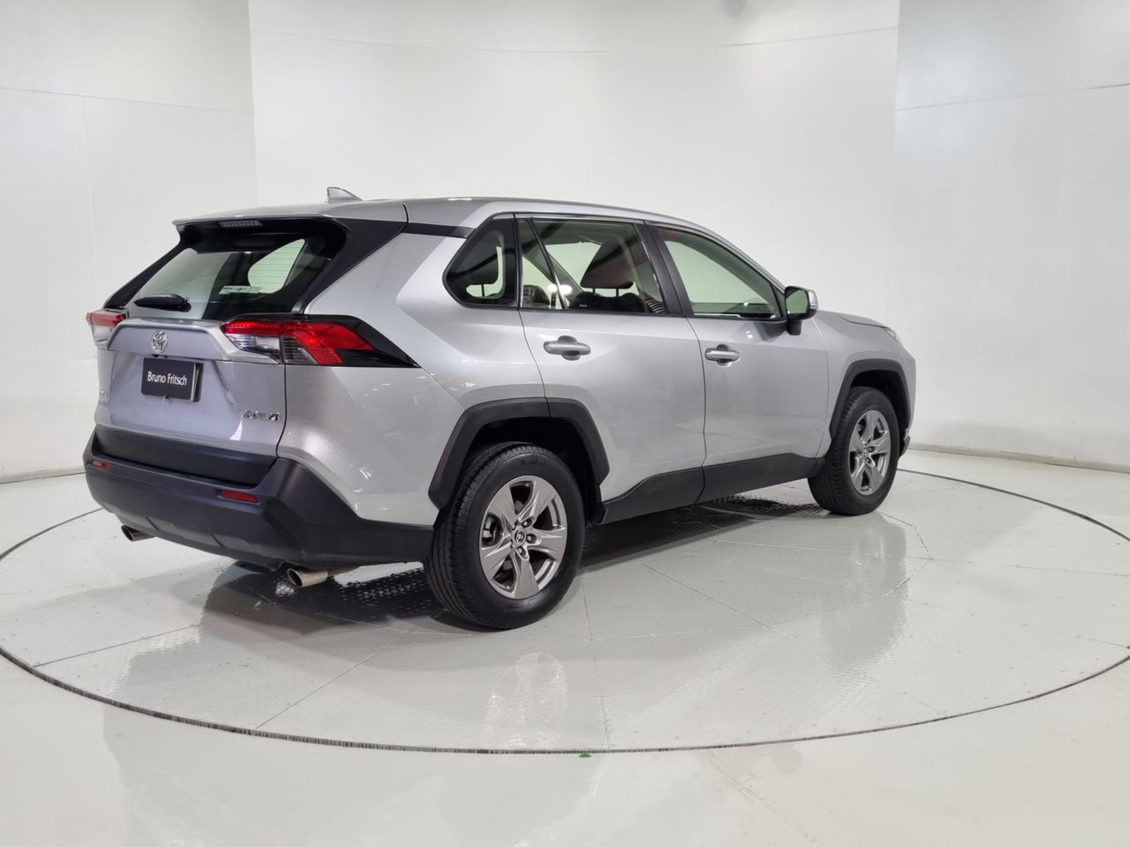 Toyota RAV4 OTTO 2.0 AUT 2023 - Imagen 11 de 20