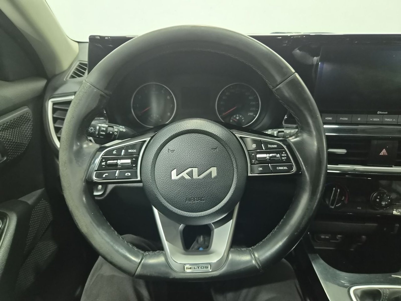 Kia SELTOS MPI 6MT 1.6 2022 - Imagen 19 de 20