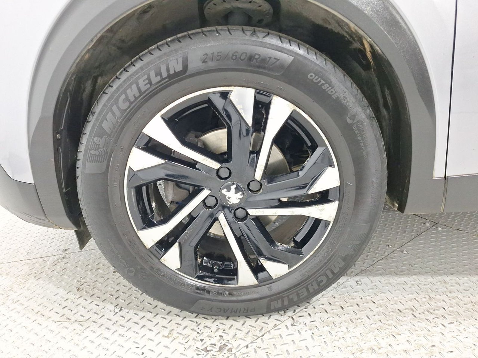Peugeot 2008 PURETECH 130 1.2 2022 - Imagen 14 de 20