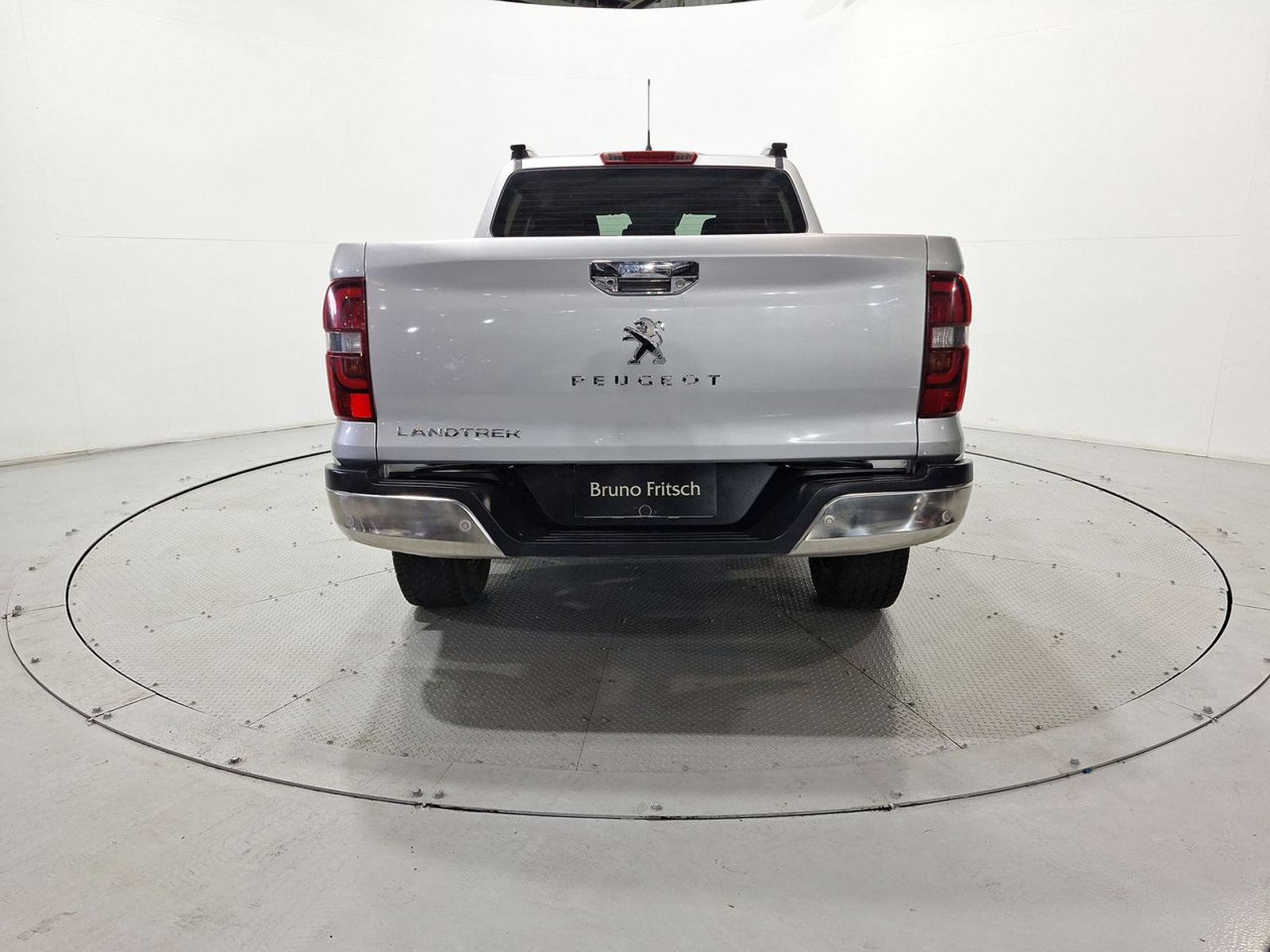 Peugeot LANDTREK BLUEHDI 4X4 2.2 AUT 2024 - Imagen 7 de 20