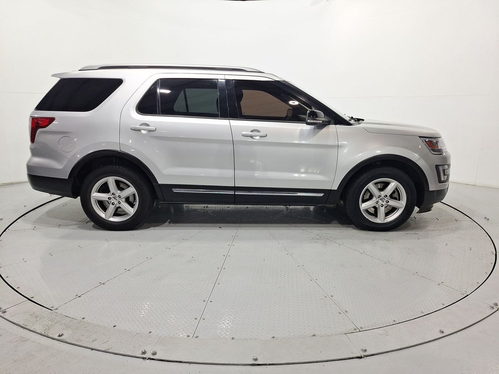Ford EXPLORER XLT 3.5 2018 - Imagen 10 de 20
