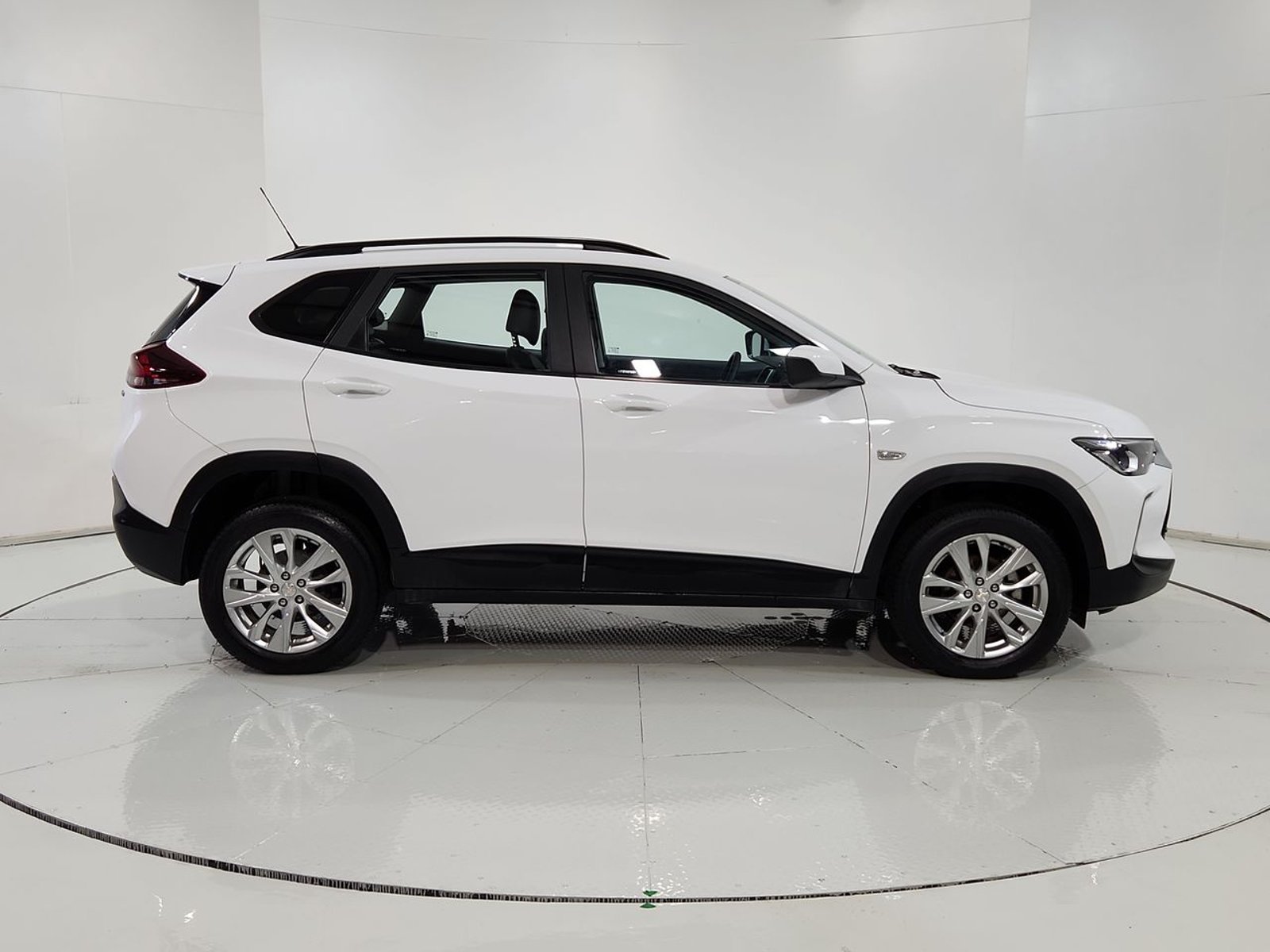 Chevrolet TRACKER 1.2T 2023 - Imagen 13 de 20