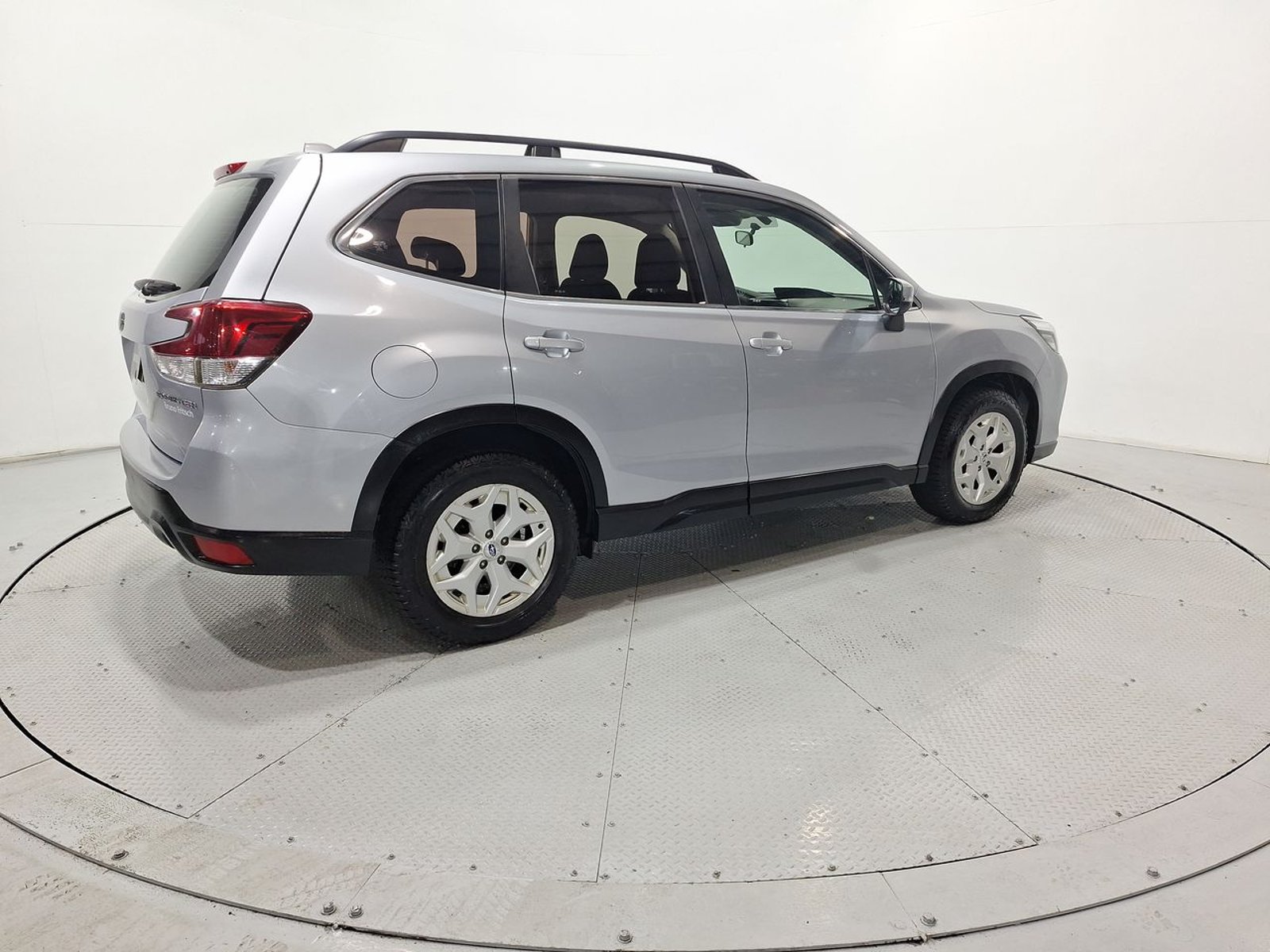 Subaru FORESTER CVT 4X4 2.0 AUT 2021 - Imagen 9 de 20