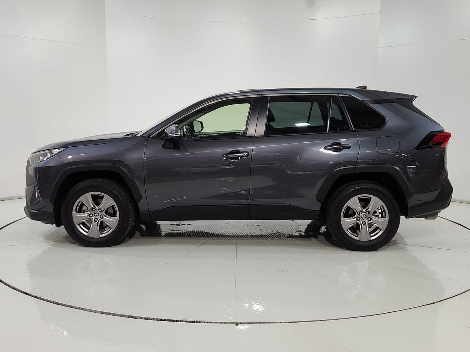 Toyota RAV4 4X2 2.0 AUT 2025 - Imagen 5 de 20