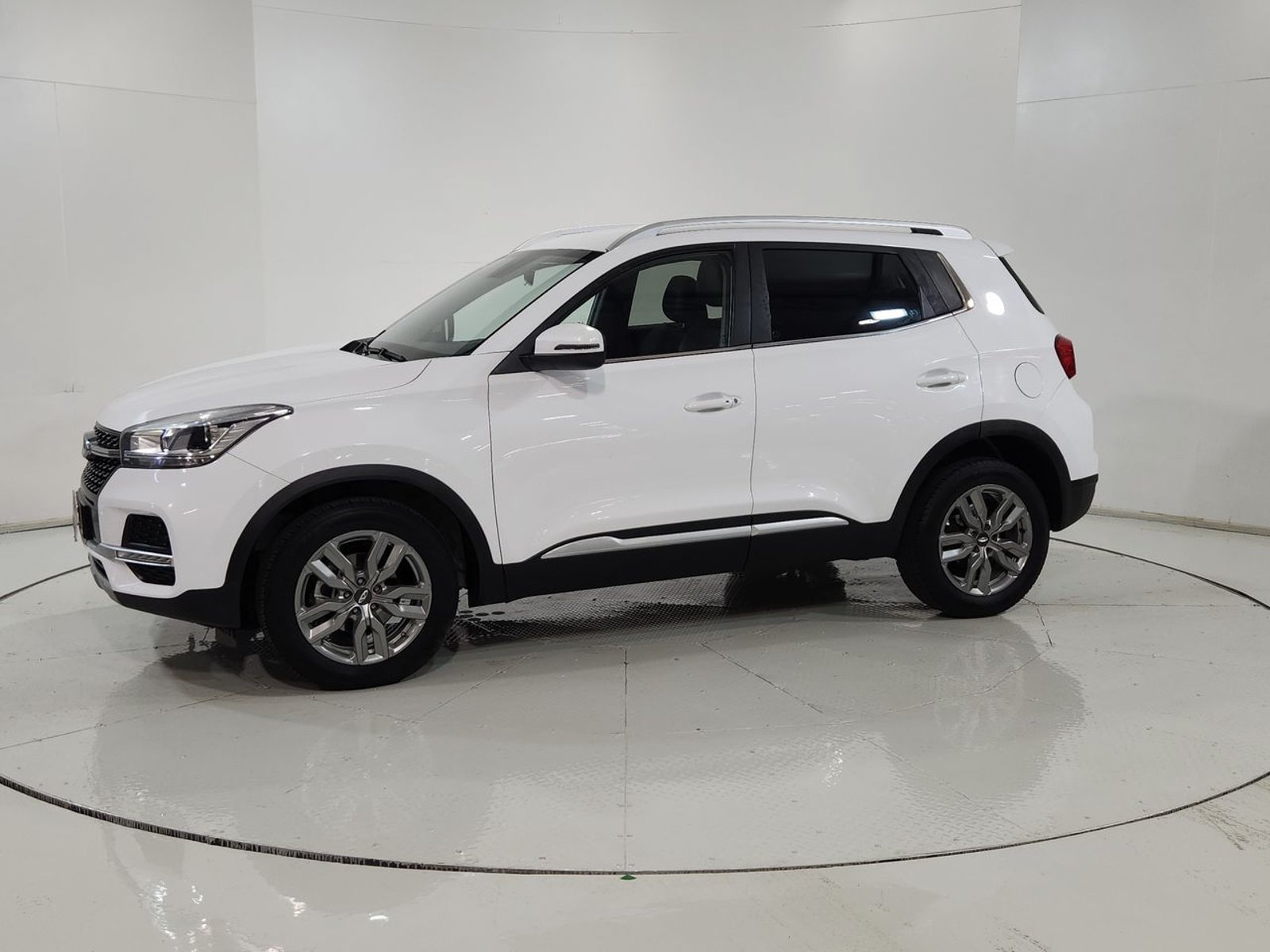 Chery TIGGO 3 1.5 2023 - Imagen 4 de 20