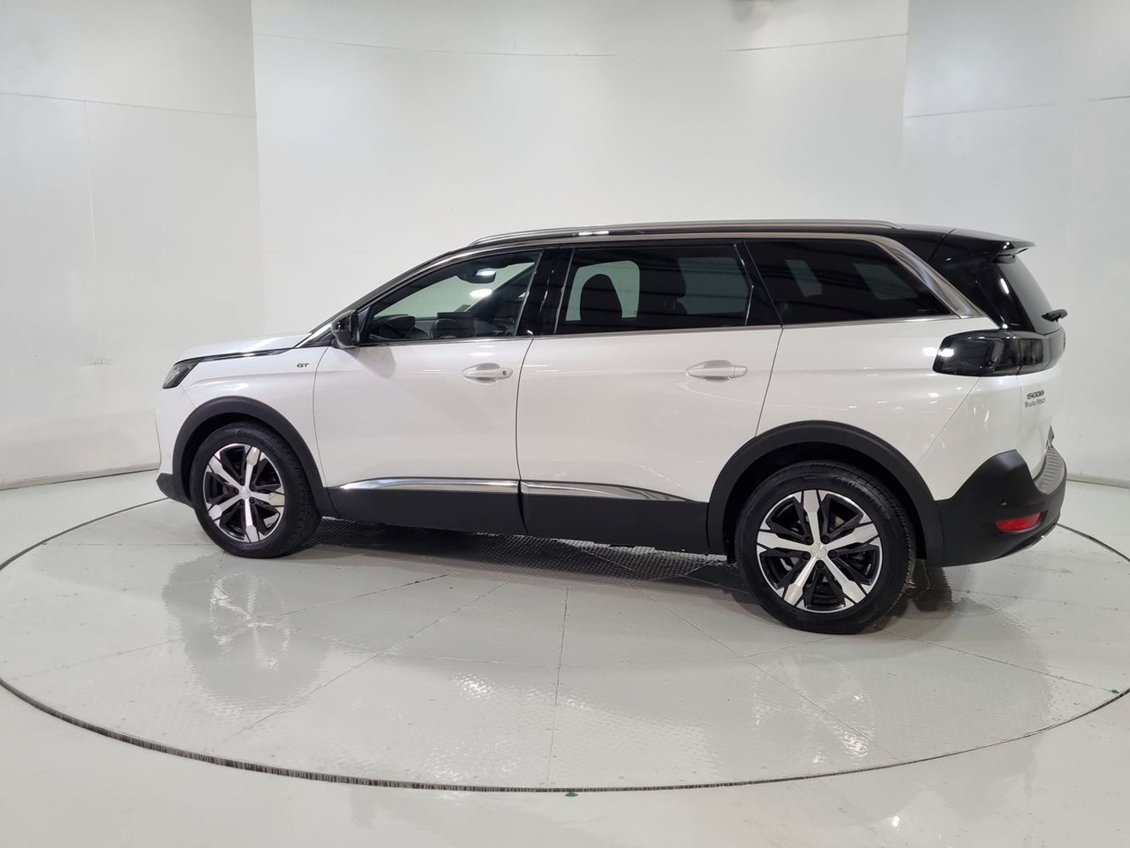 Peugeot 5008 BLUEHDI 130 1.5 AUT 2023 - Imagen 6 de 20