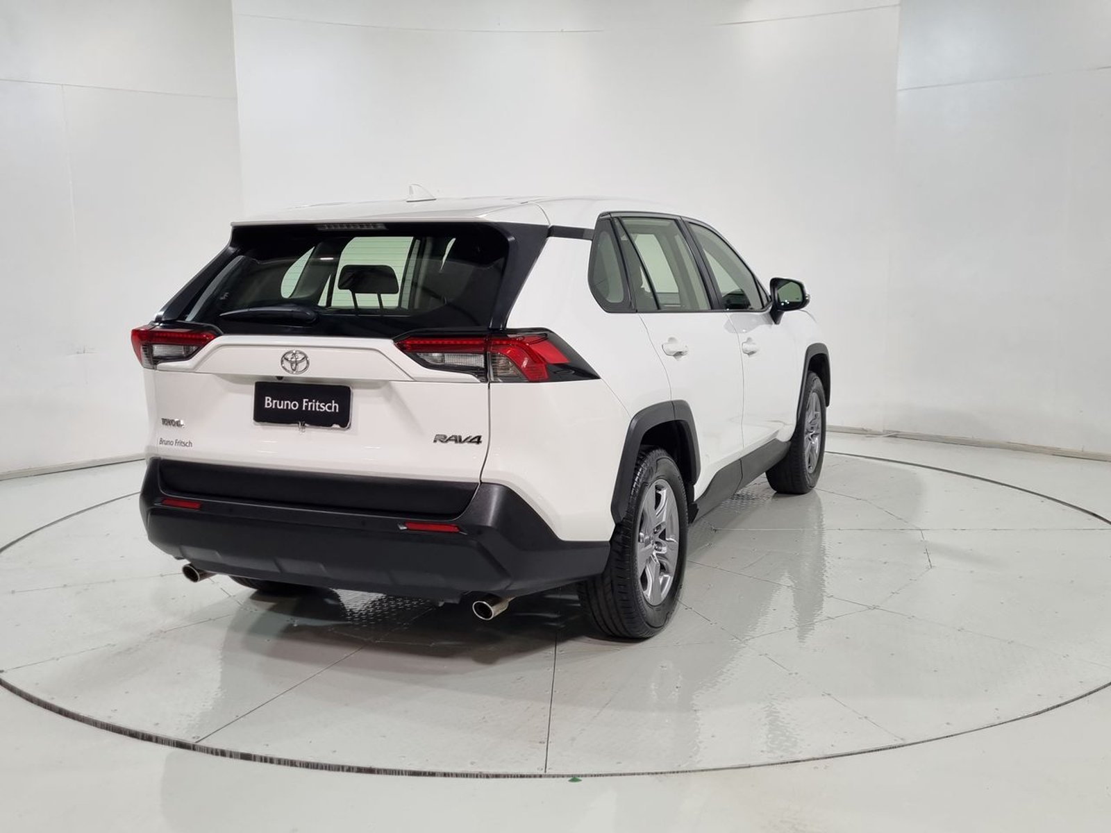 Toyota RAV4 4X2 2.0 AUT 2025 - Imagen 10 de 20