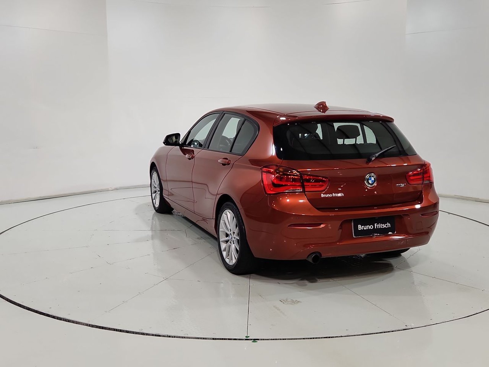 Bmw 118 I 118I HB 1.5 AT 2019 - Imagen 8 de 20