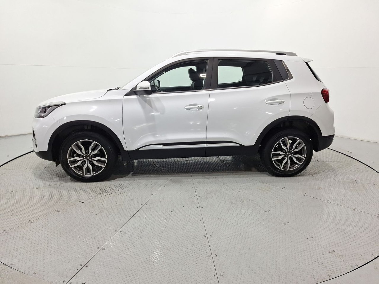 Chery TIGGO 3 1.5 2023 - Imagen 4 de 20