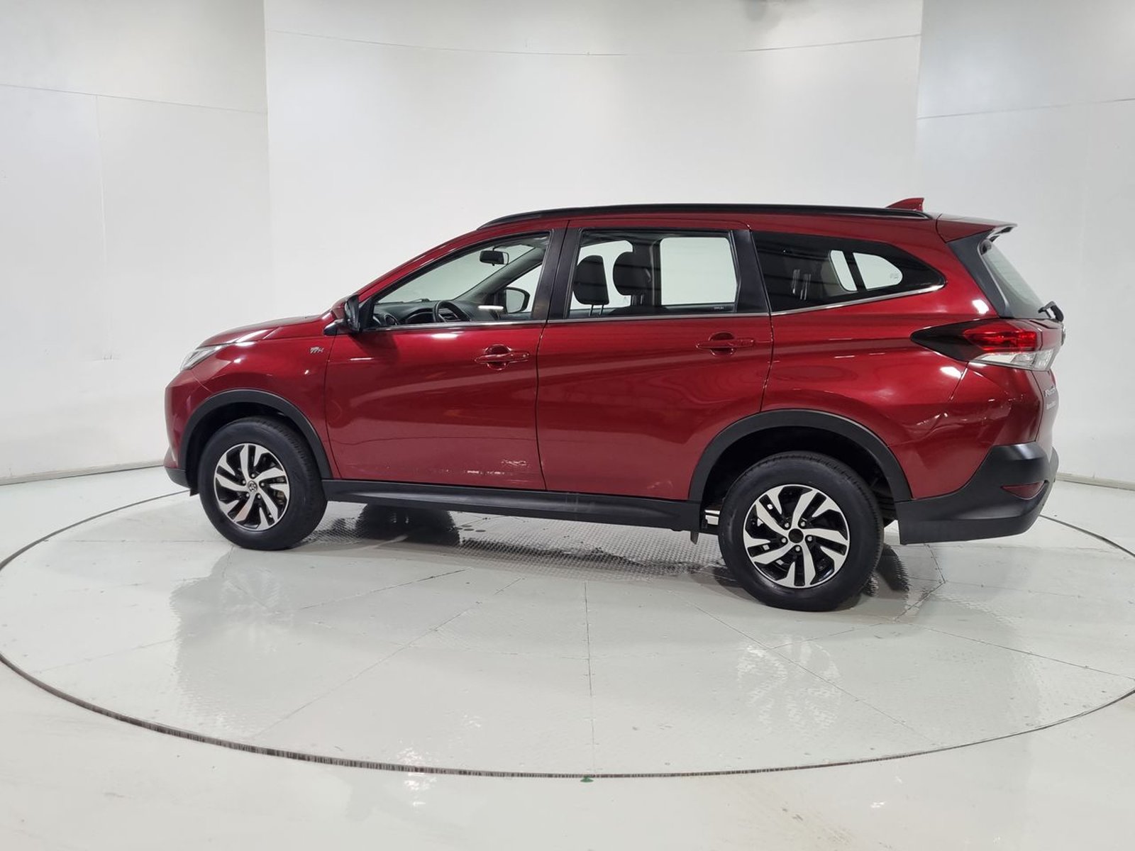Toyota RUSH 1.5 MT 2023 - Imagen 6 de 20