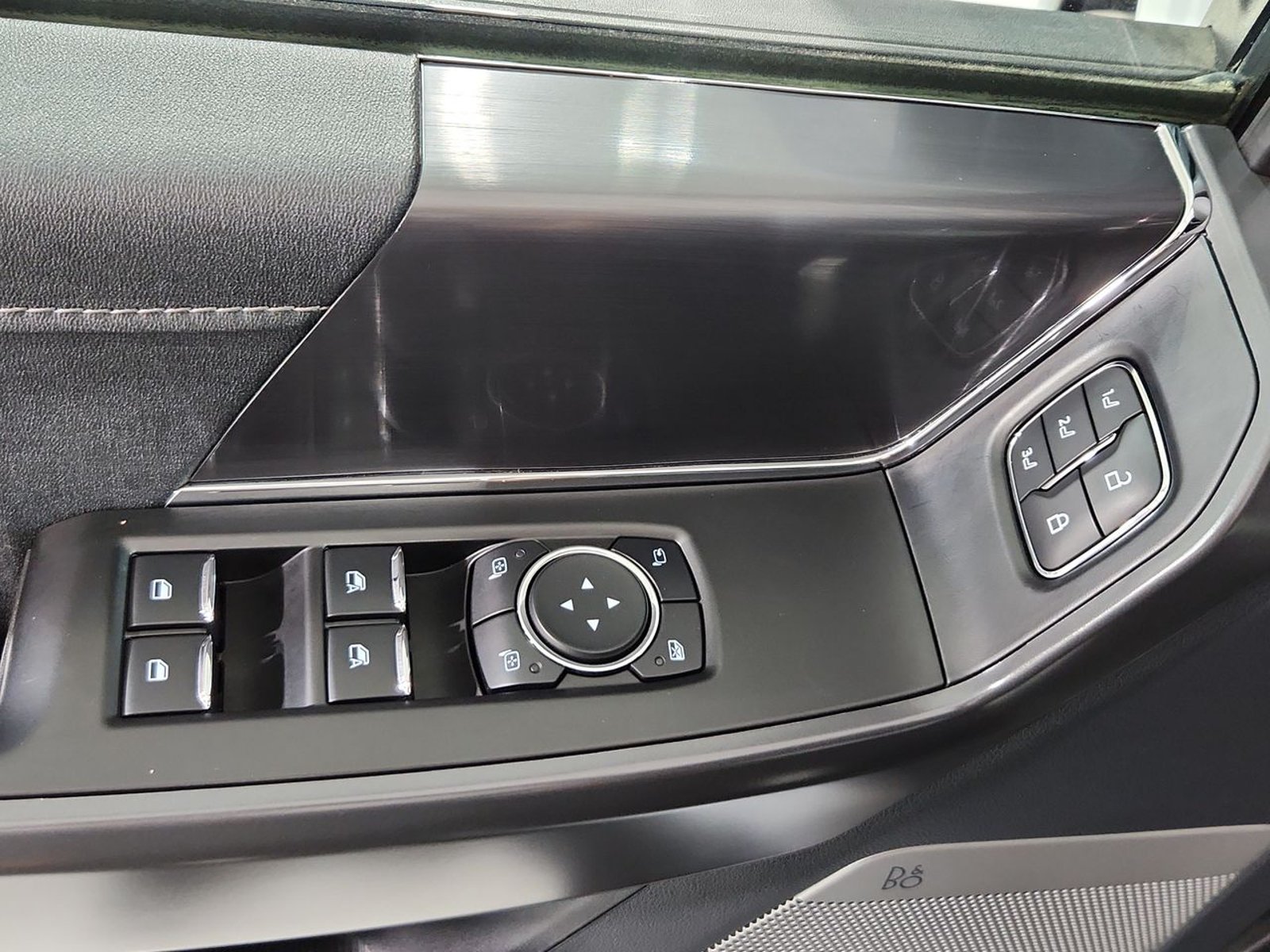 Ford F-150 F150 LARIAT SPORT 4X4 5.0L AUT 2025 - Imagen 20 de 20
