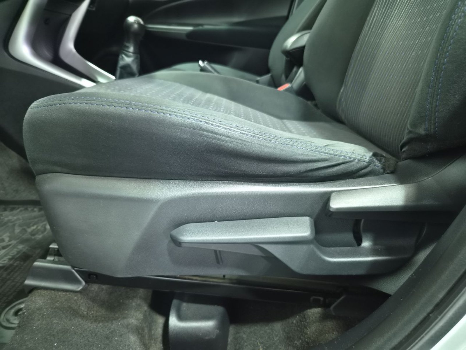 Toyota YARIS NEW YARIS GLI 1.5 2021 - Imagen 17 de 20
