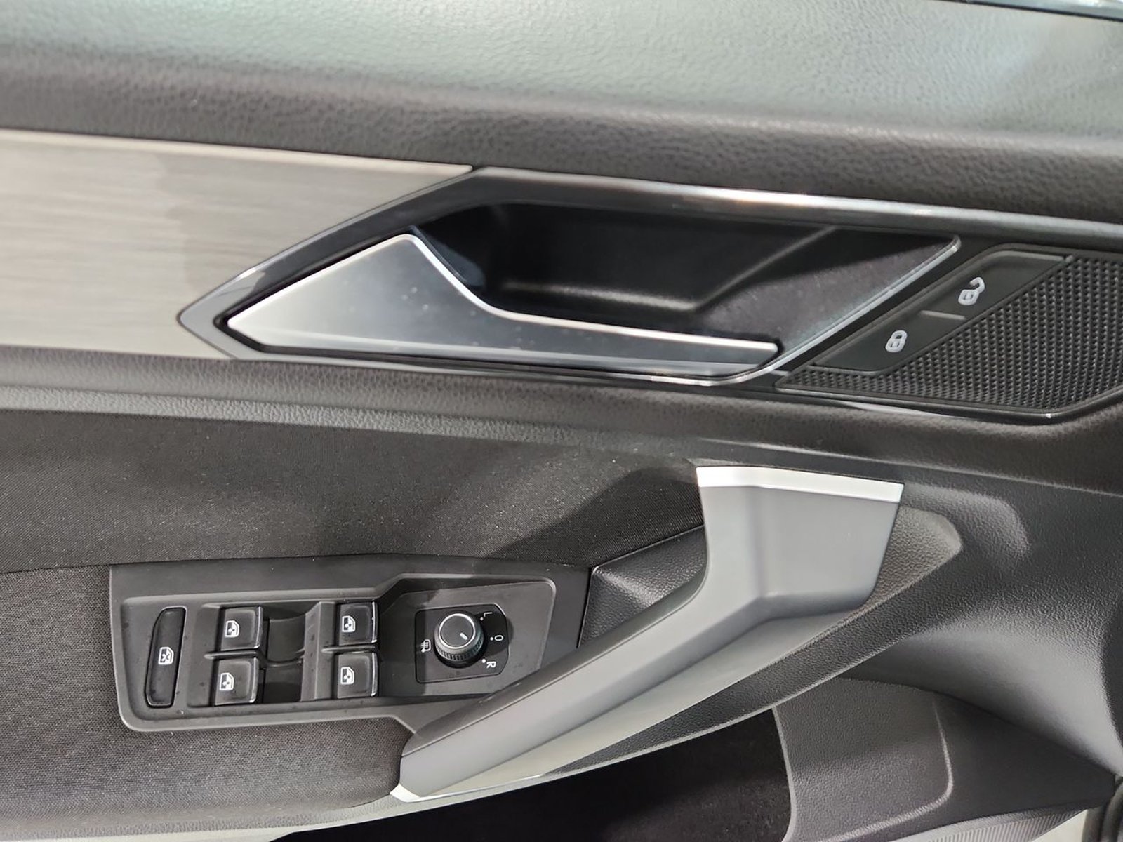 Volkswagen TIGUAN TSI 1.4 AUT 2018 - Imagen 20 de 20