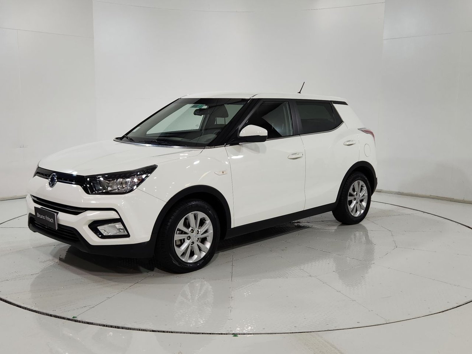 Ssangyong TIVOLI 1.6 2019 - Imagen 3 de 20