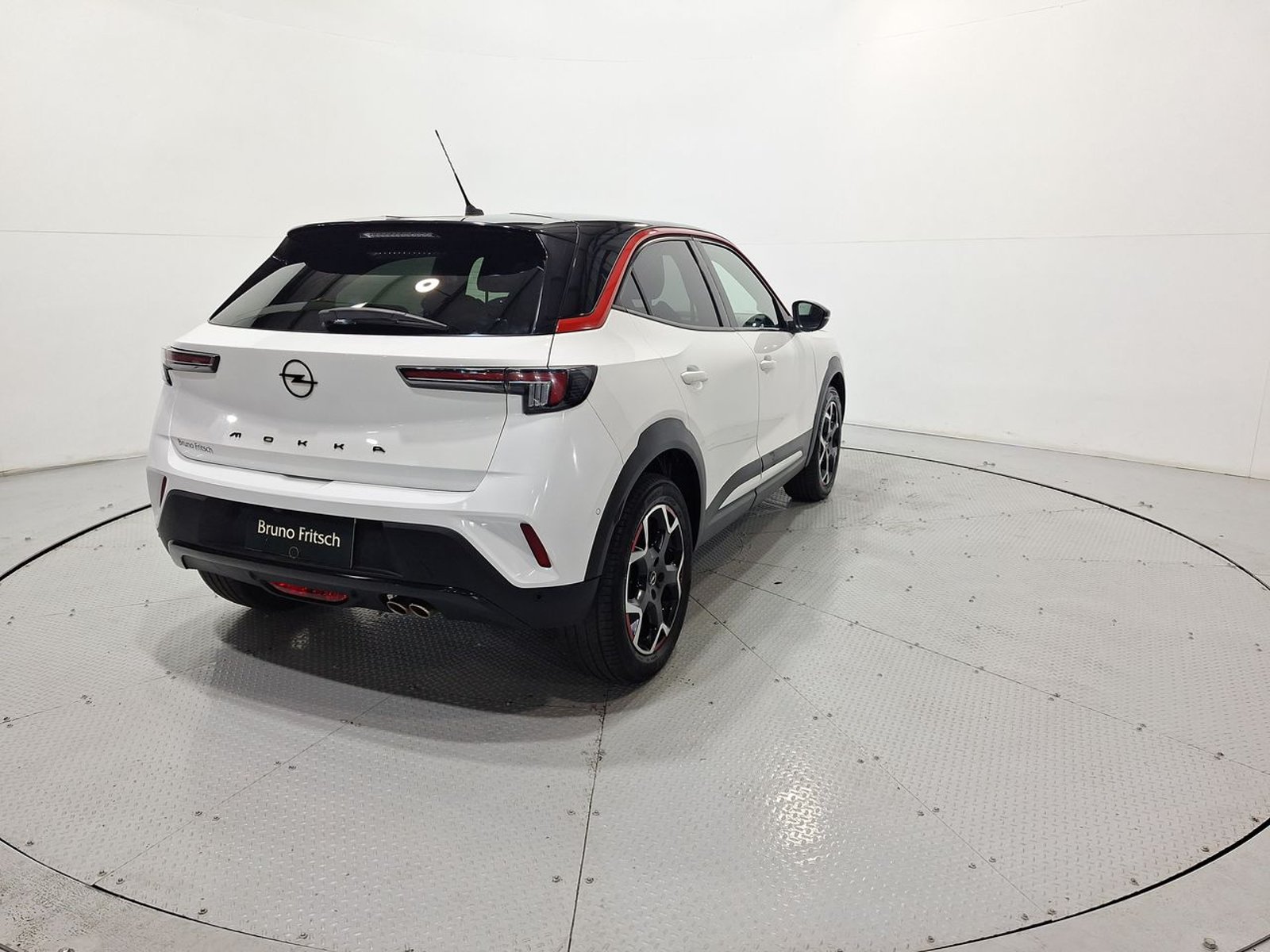 Opel MOKKA 1.2T AUT 2022 - Imagen 8 de 20