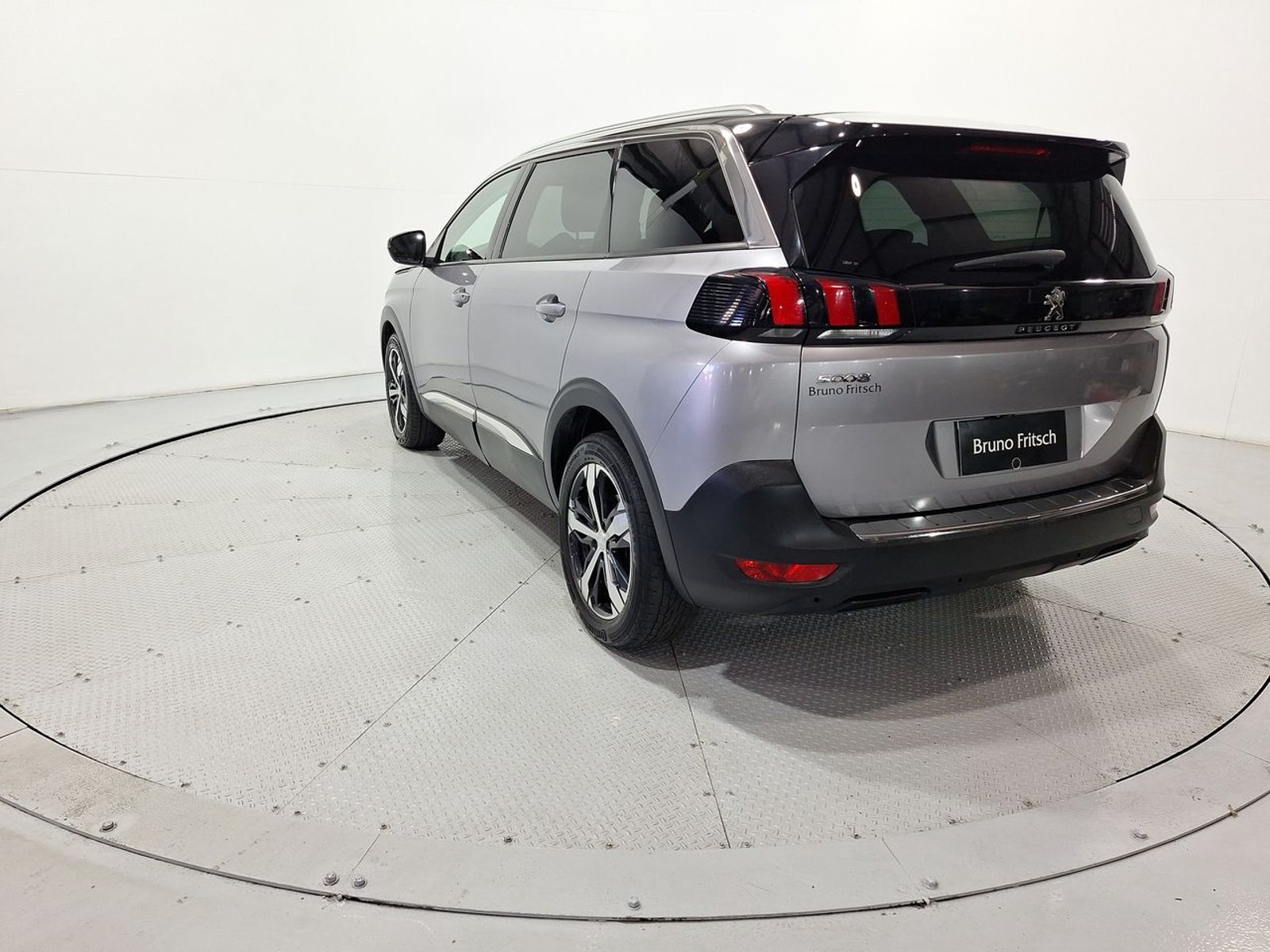 Peugeot 5008 BLUE HDI 130 HP 1.5 AUT 2020 - Imagen 6 de 20