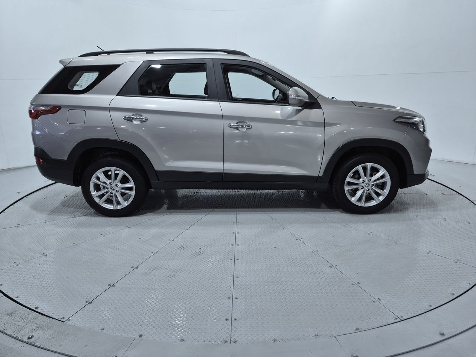 Dfsk 560 SUV 560 OTTO 1.8 2021 - Imagen 10 de 20