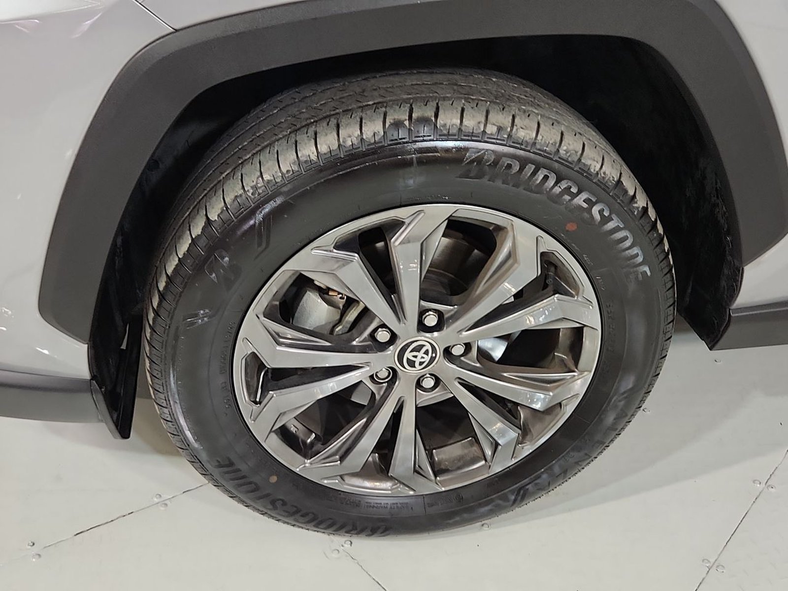 Toyota RAV4 4X2 2.0 AUT 2024 - Imagen 18 de 20