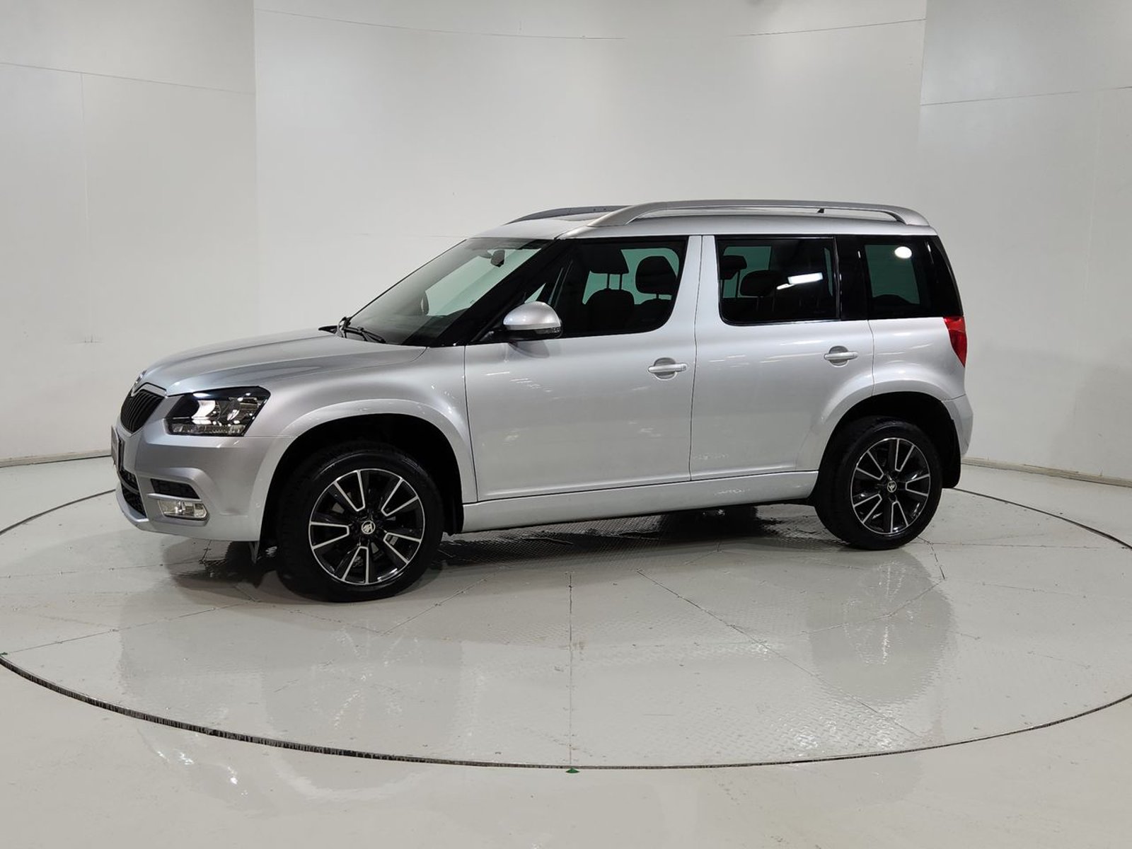 Skoda YETI TSI 1.2 AUT 2016 - Imagen 4 de 20
