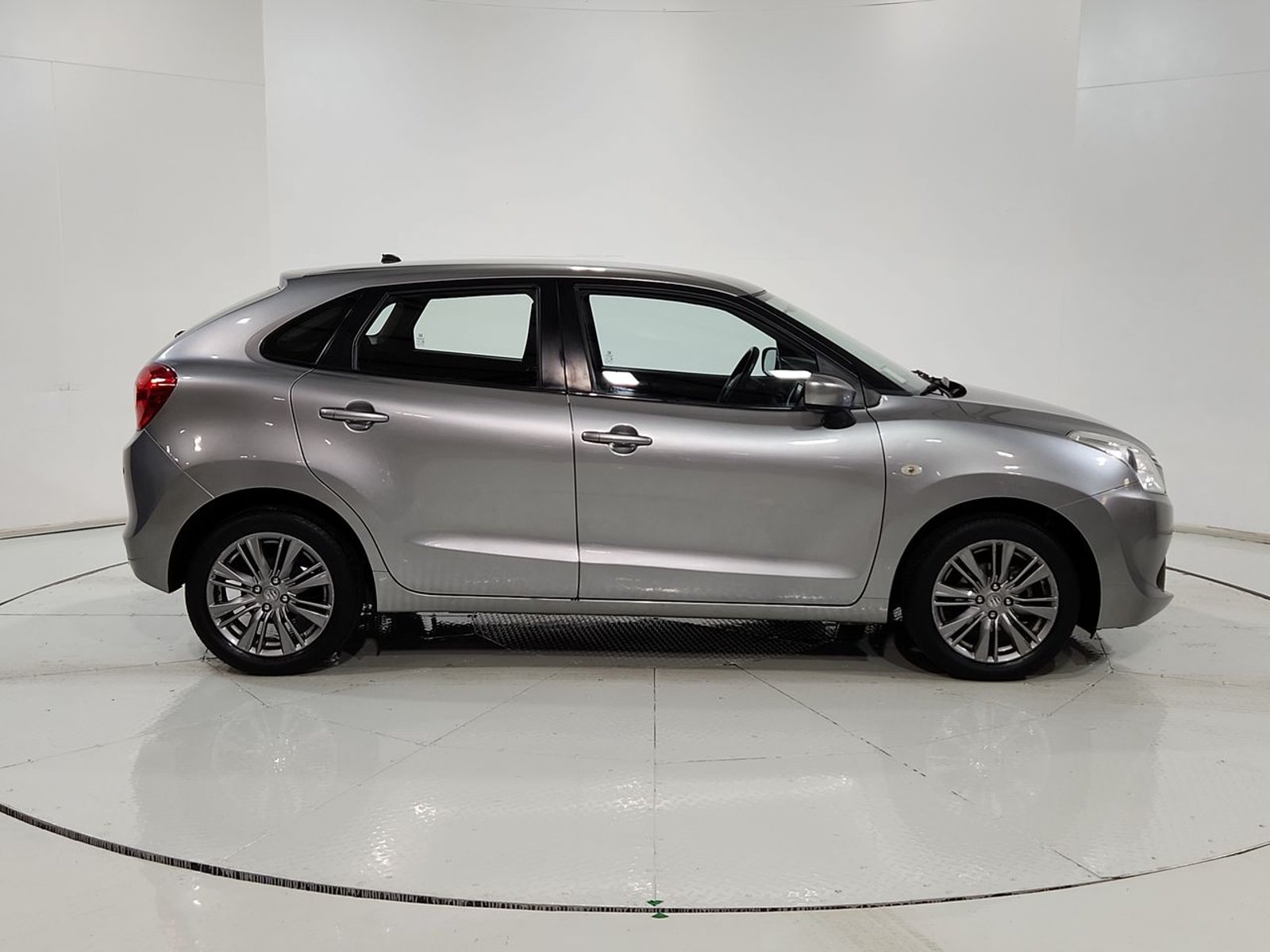 Suzuki BALENO GLS HB 1.4 2019 - Imagen 13 de 20