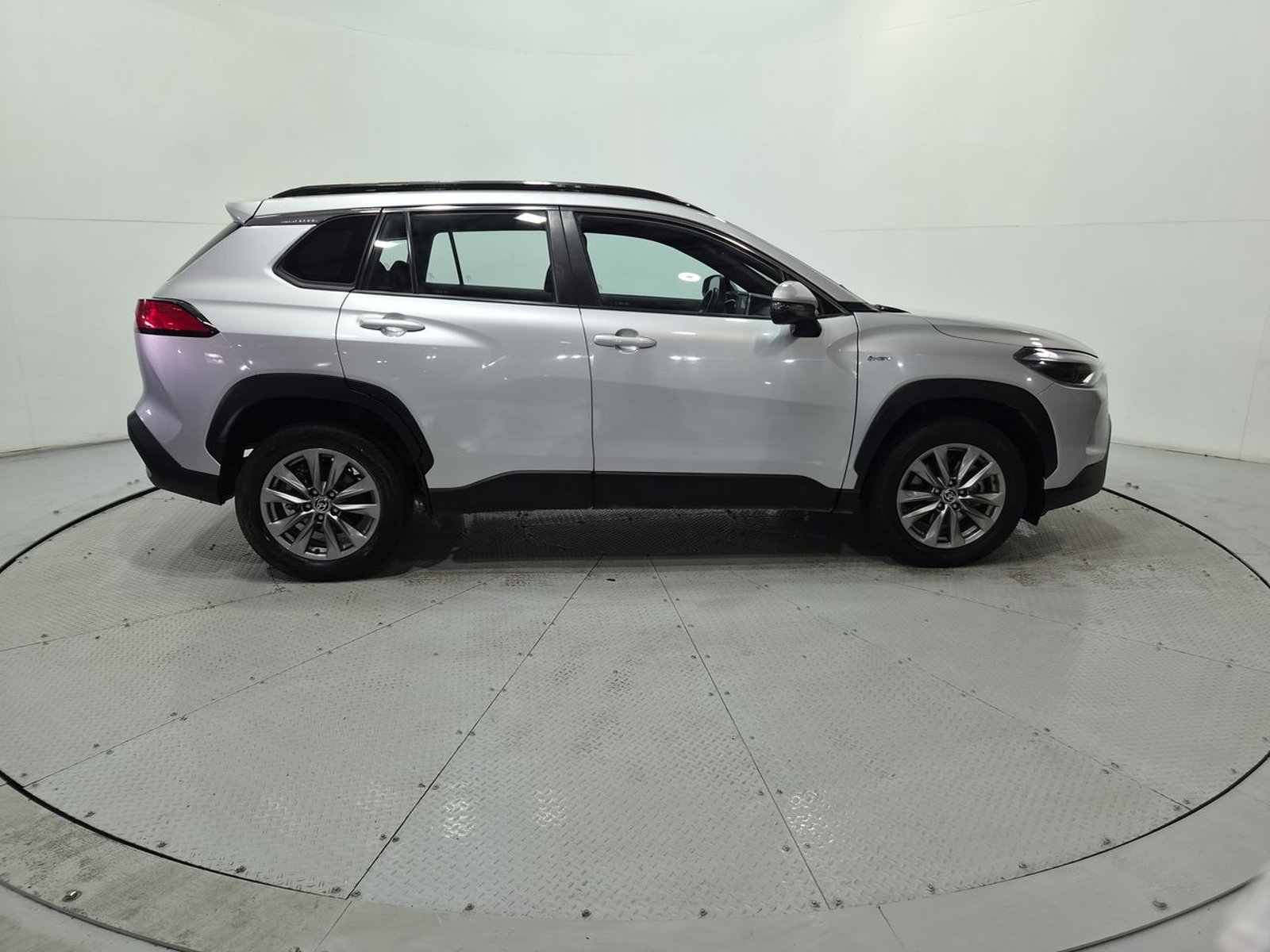Toyota COROLLA CROSS HEV 1.8 AUT 2025 - Imagen 10 de 20